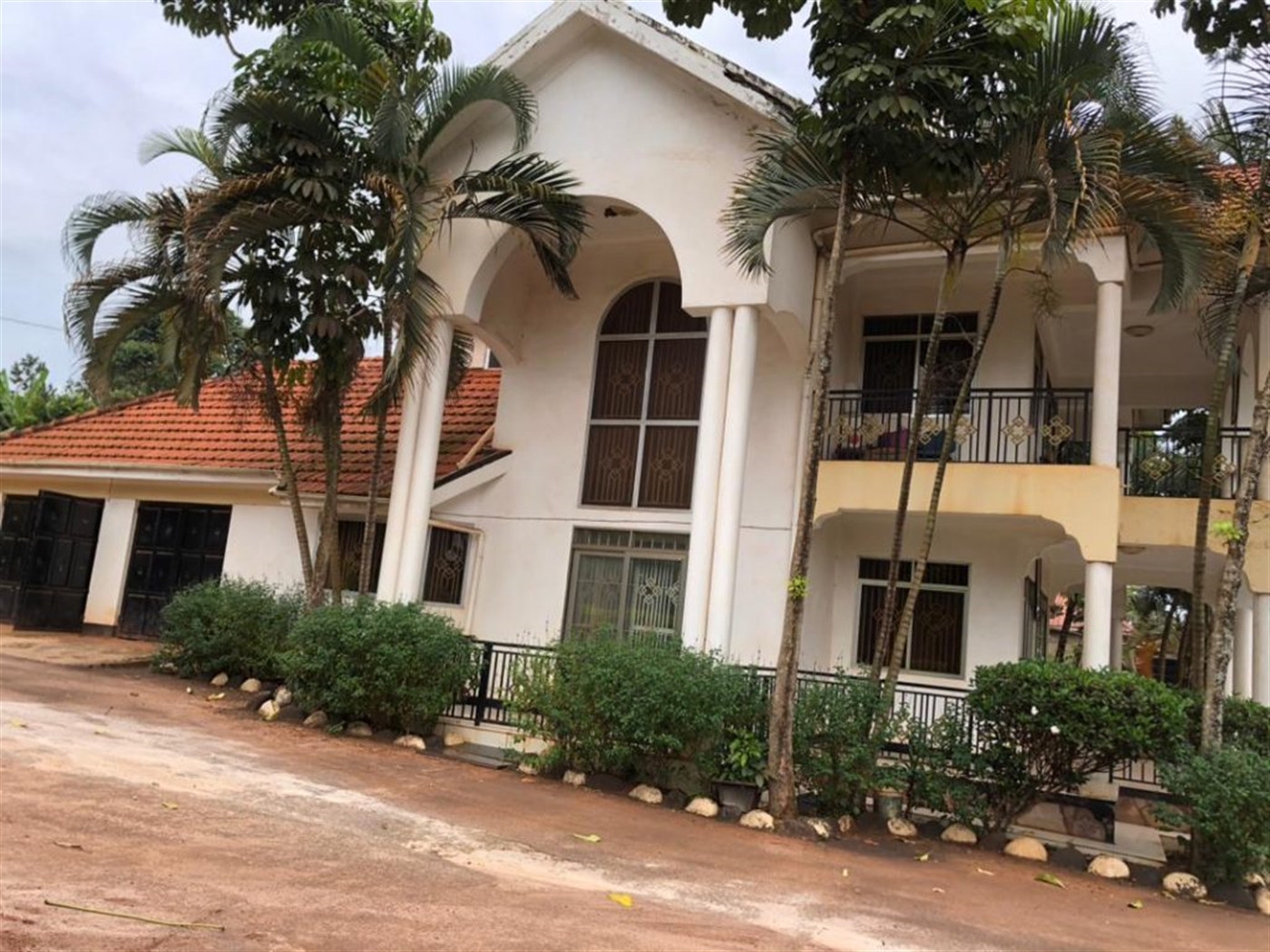 5 bedroom Storeyed house for sale in Wattuba Wakiso Uganda