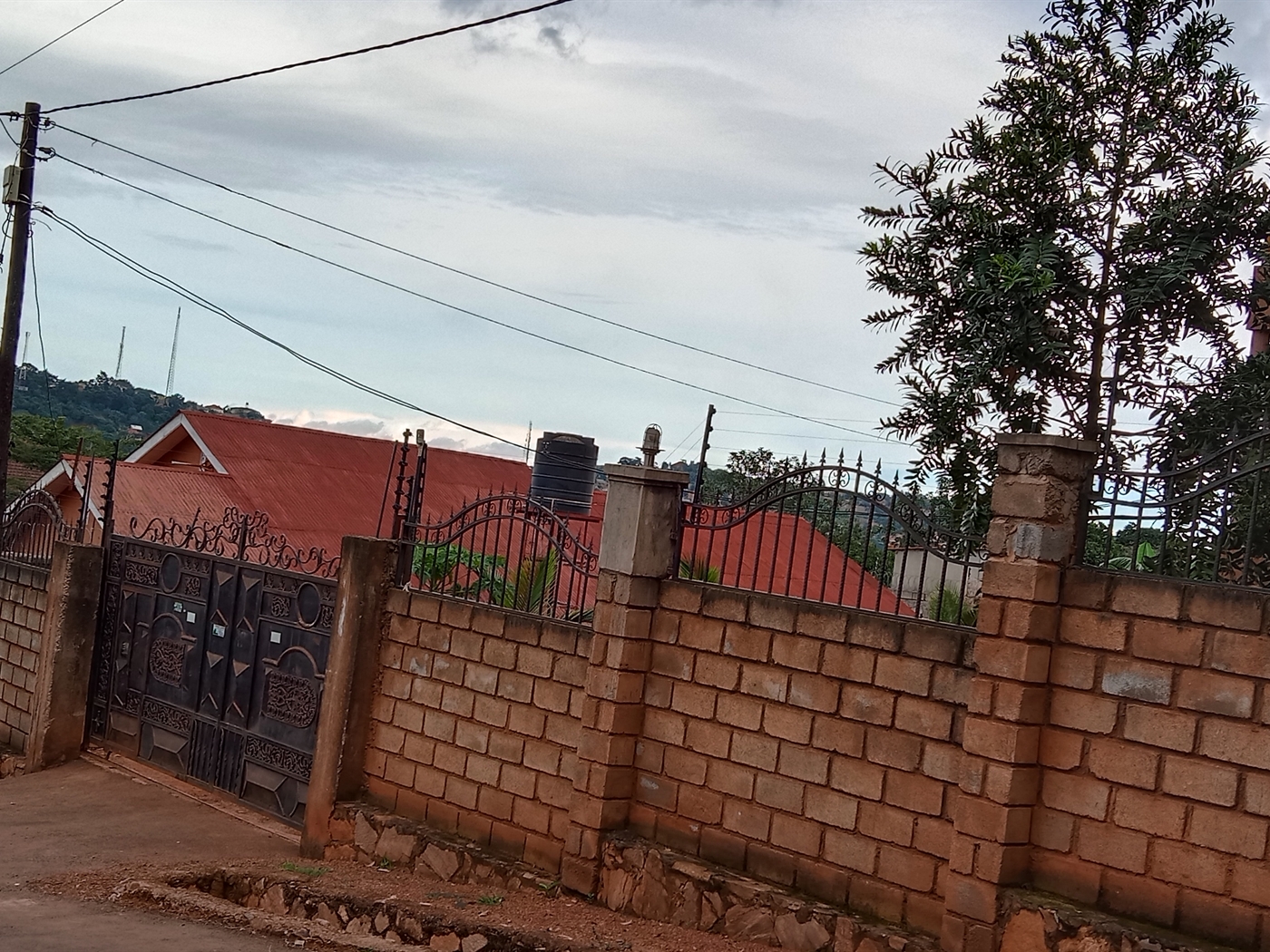 2 bedroom Apartment for sale in Seguku Wakiso Uganda