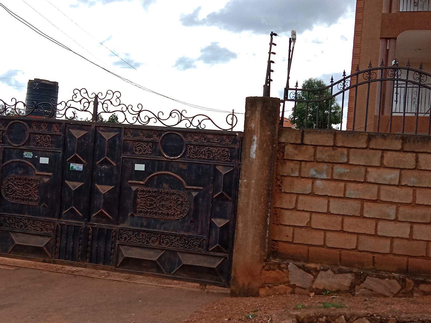 2 bedroom Apartment for sale in Seguku Wakiso Uganda