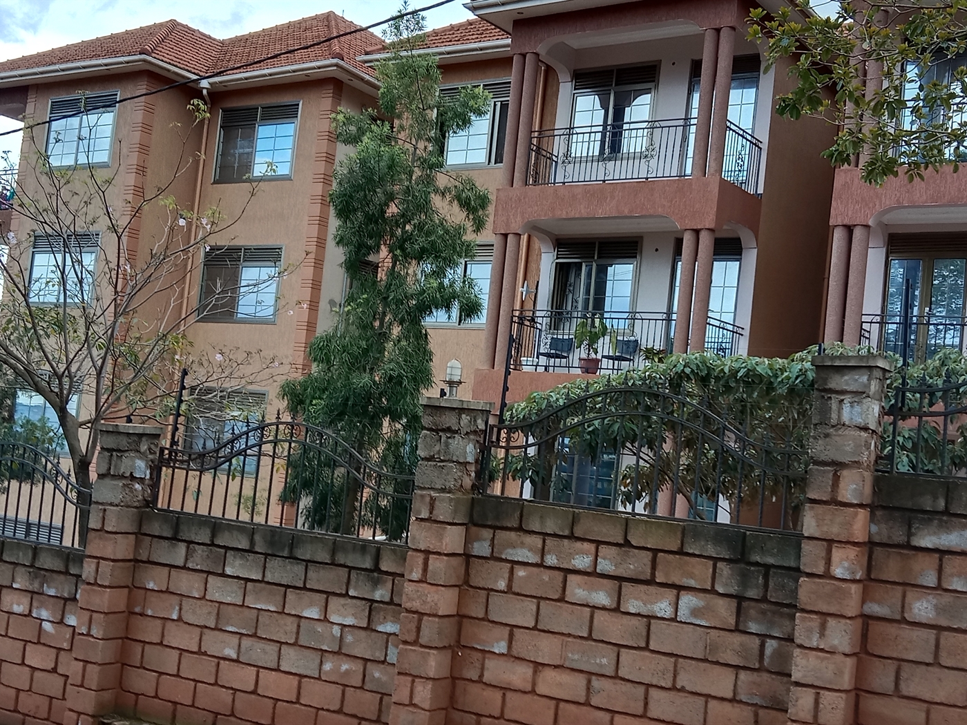 2 bedroom Apartment for sale in Seguku Wakiso Uganda