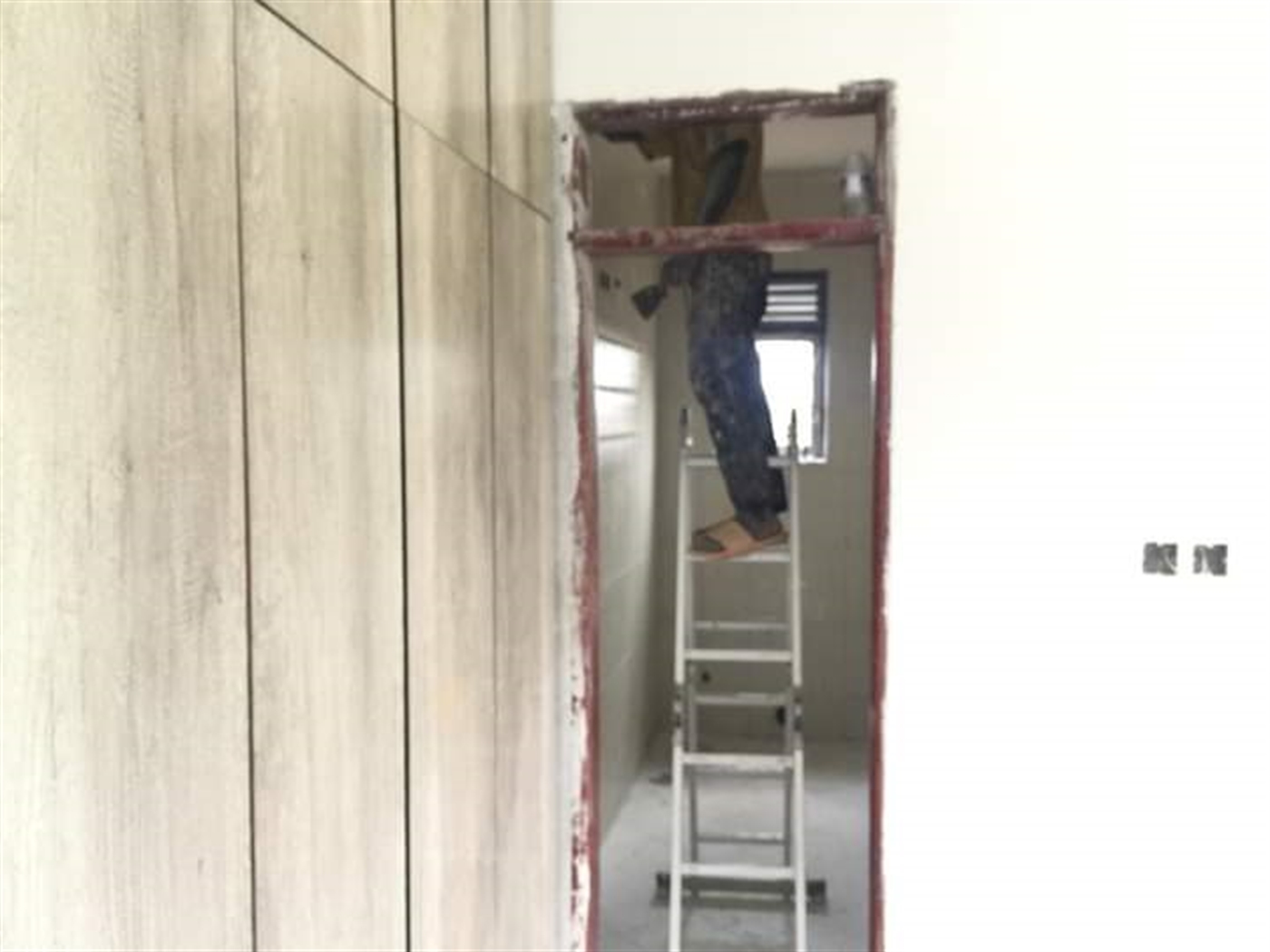 4 bedroom Storeyed house for sale in Ssenge Kayunga Uganda