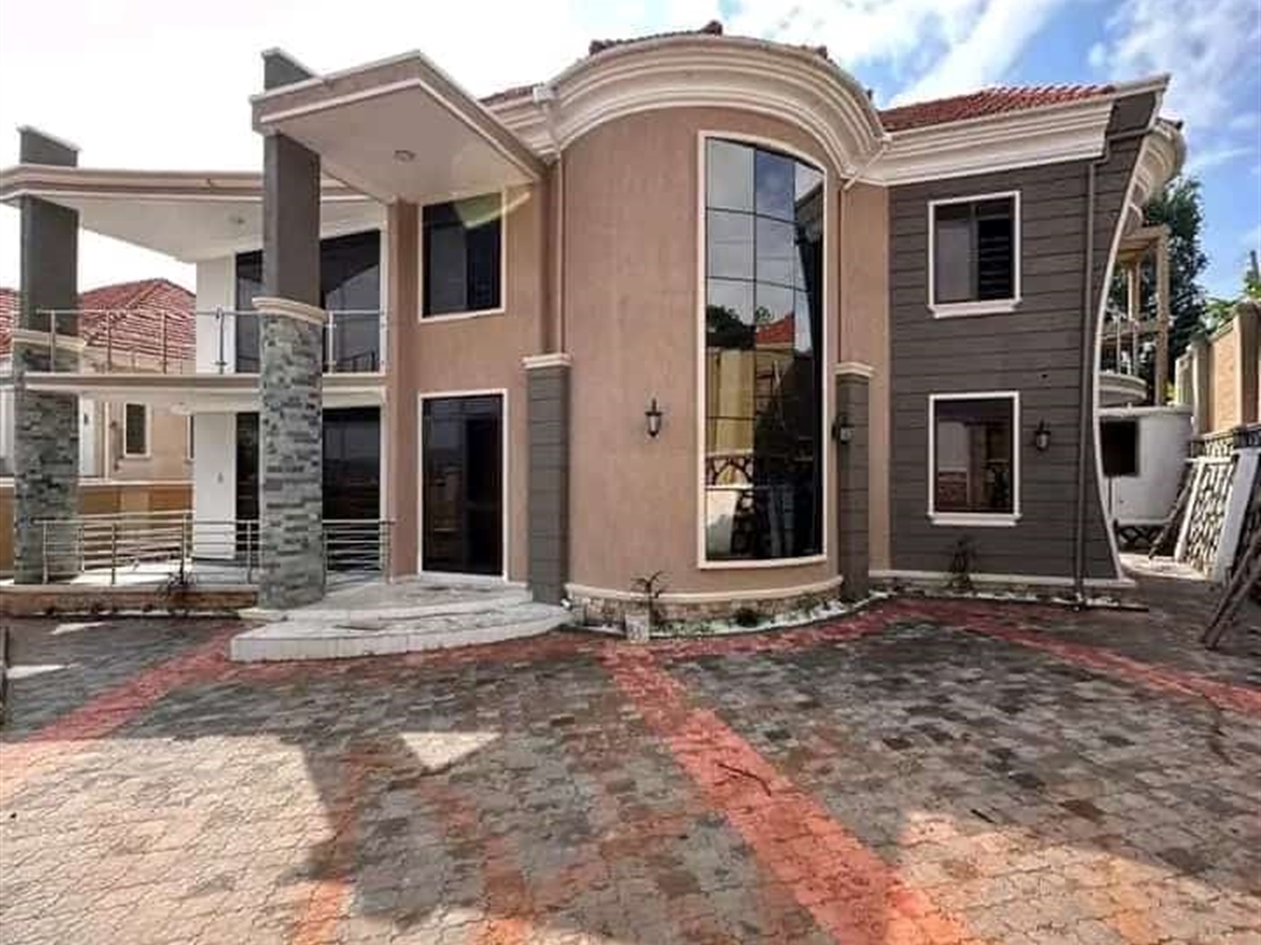 6 bedroom Storeyed house for sale in Ssekiwunga Wakiso Uganda