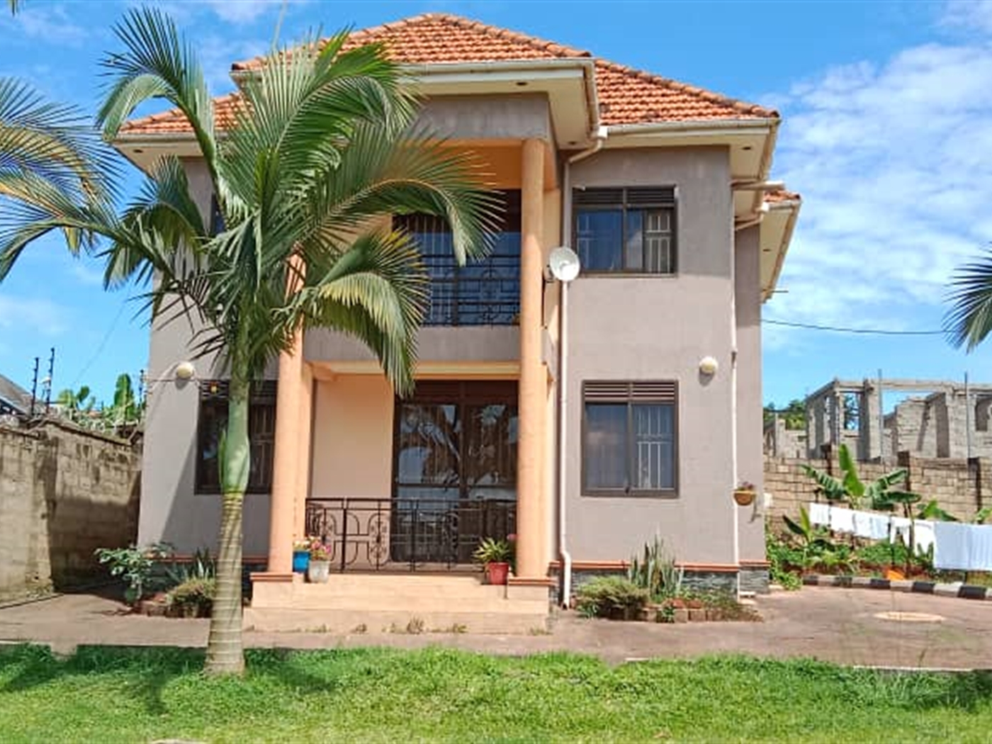 4 bedroom Storeyed house for sale in Ssekiwunga Wakiso Uganda