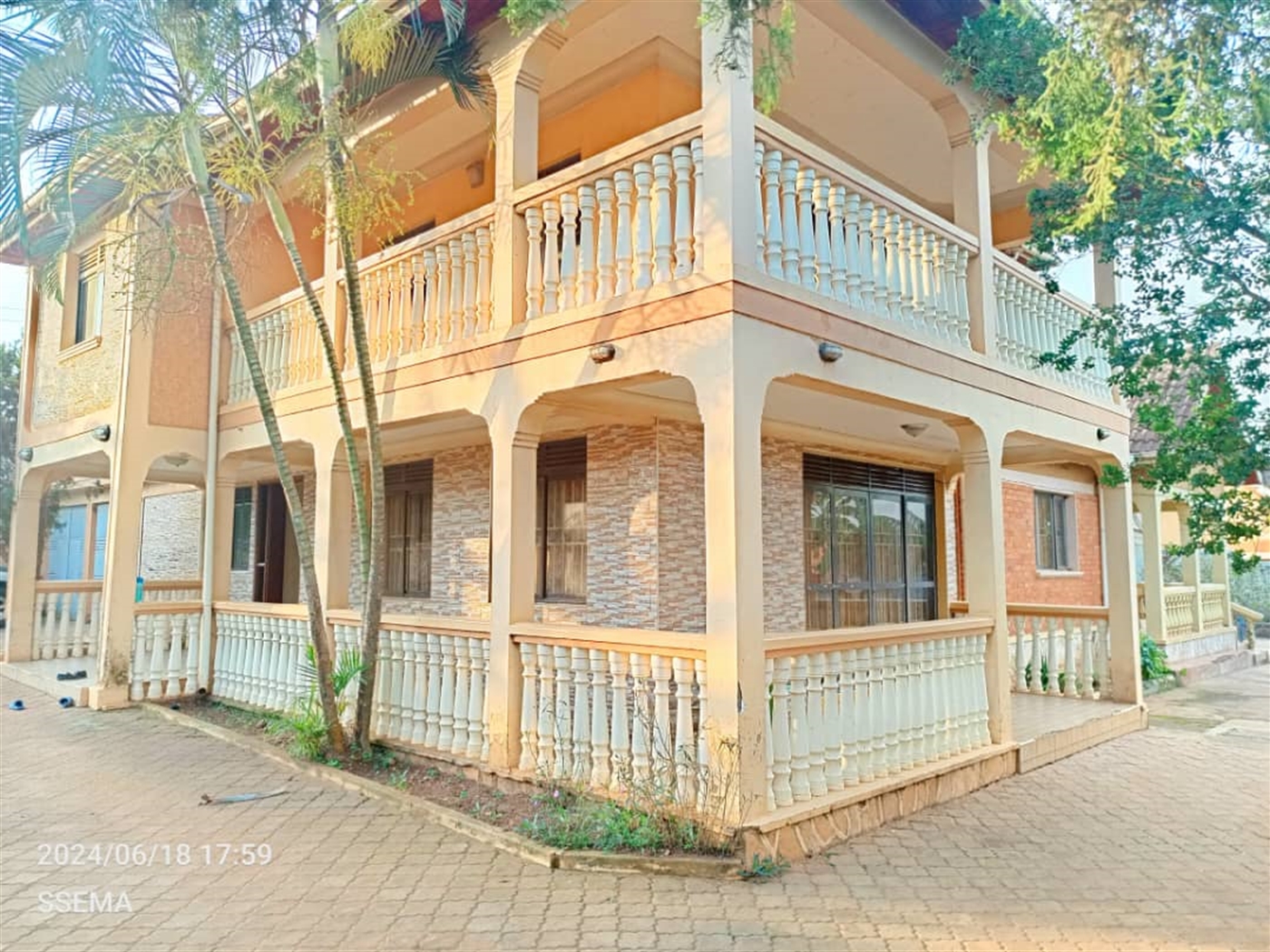 6 bedroom Storeyed house for sale in Naluvule Wakiso Uganda