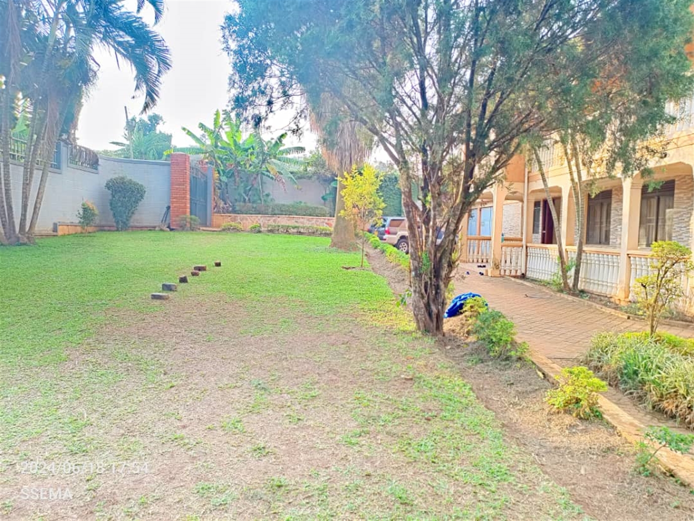 6 bedroom Storeyed house for sale in Naluvule Wakiso Uganda