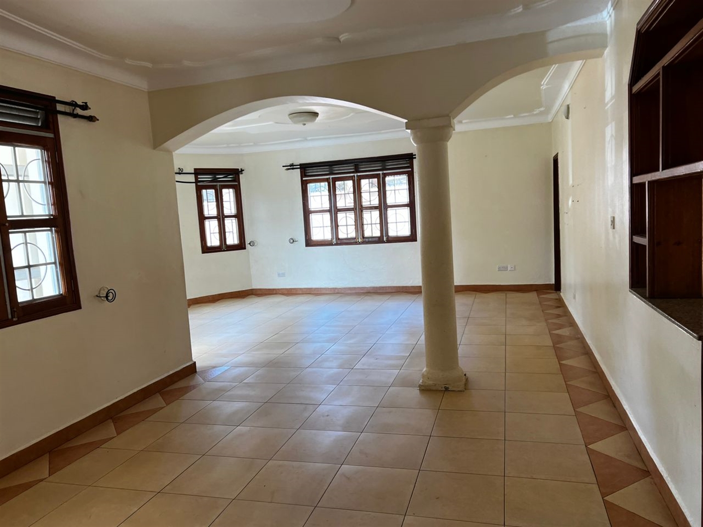 4 bedroom Storeyed house for sale in Entebbe Wakiso Uganda