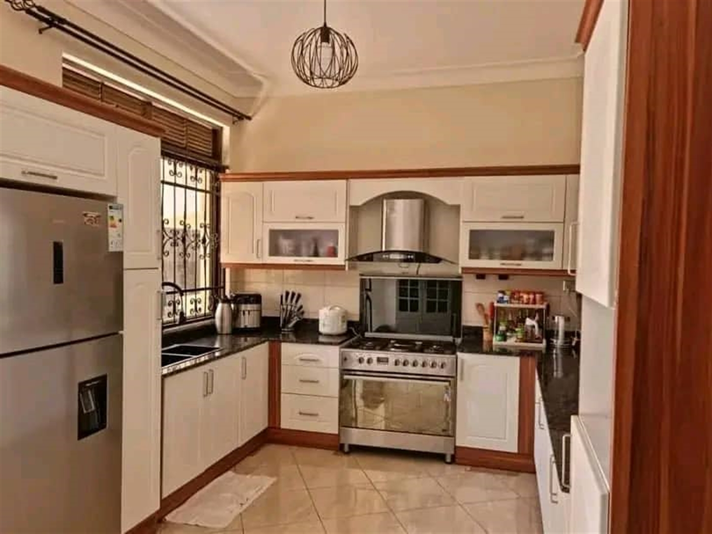 4 bedroom Bungalow for sale in Namugongo Wakiso Uganda