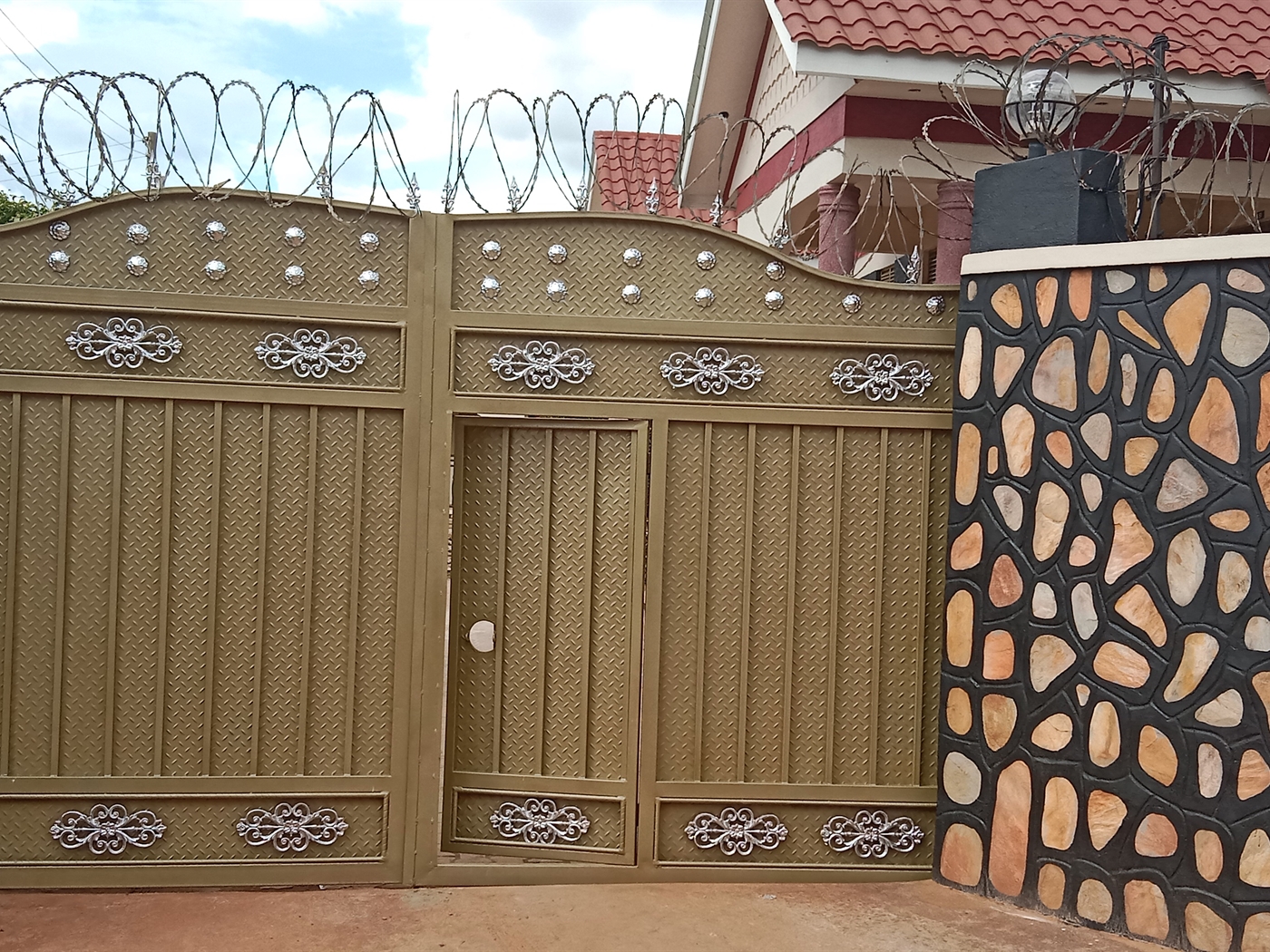 2-bedroom Duplex for rent in Kyanja Kampala Uganda