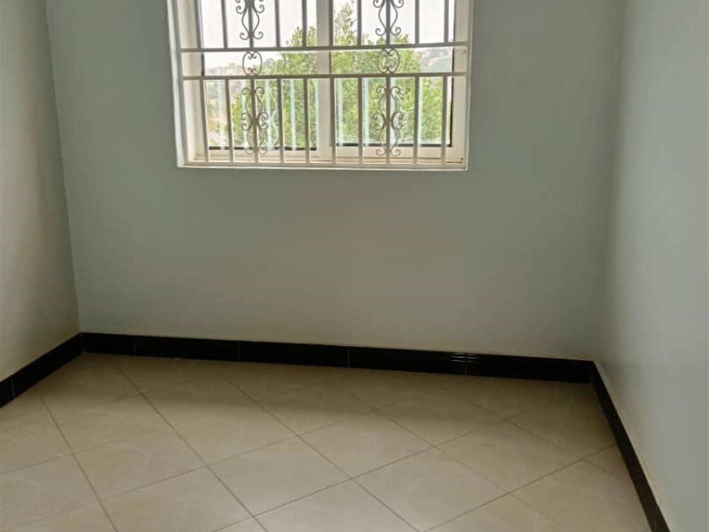 3 bedroom Storeyed house for sale in Bweyakajjansi Wakiso Uganda