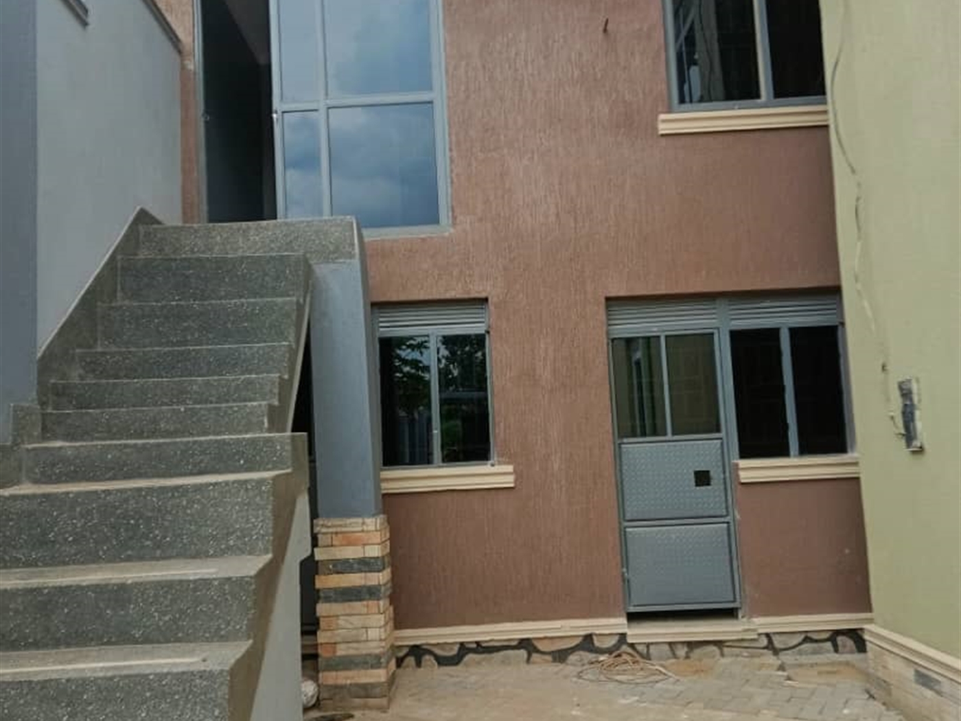 3 bedroom Storeyed house for sale in Bweyakajjansi Wakiso Uganda