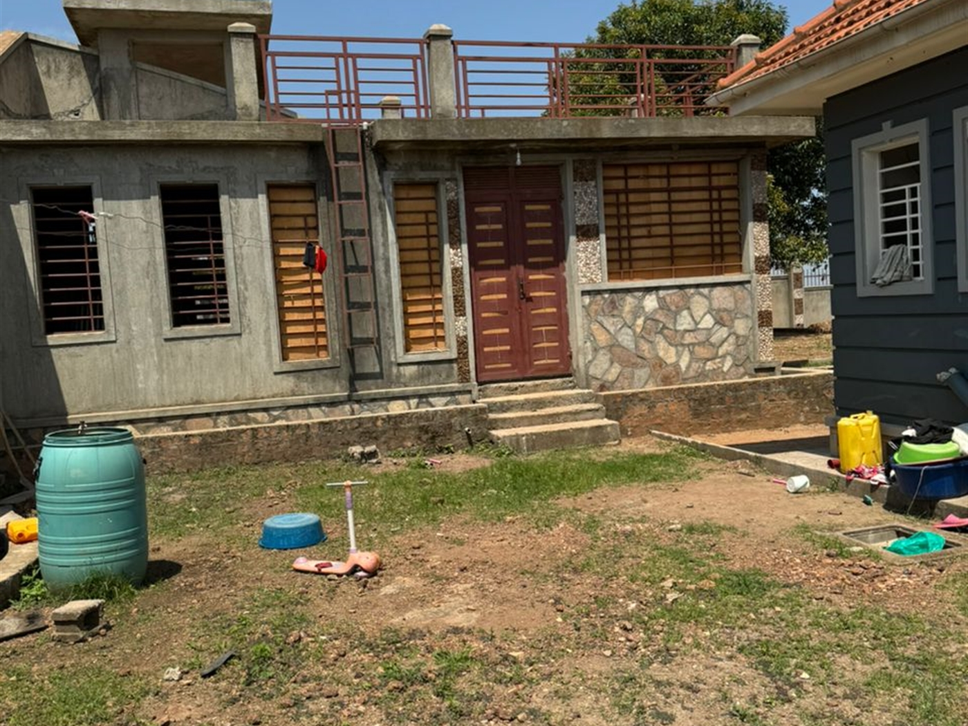 4 bedroom Bungalow for sale in Seguku Wakiso Uganda