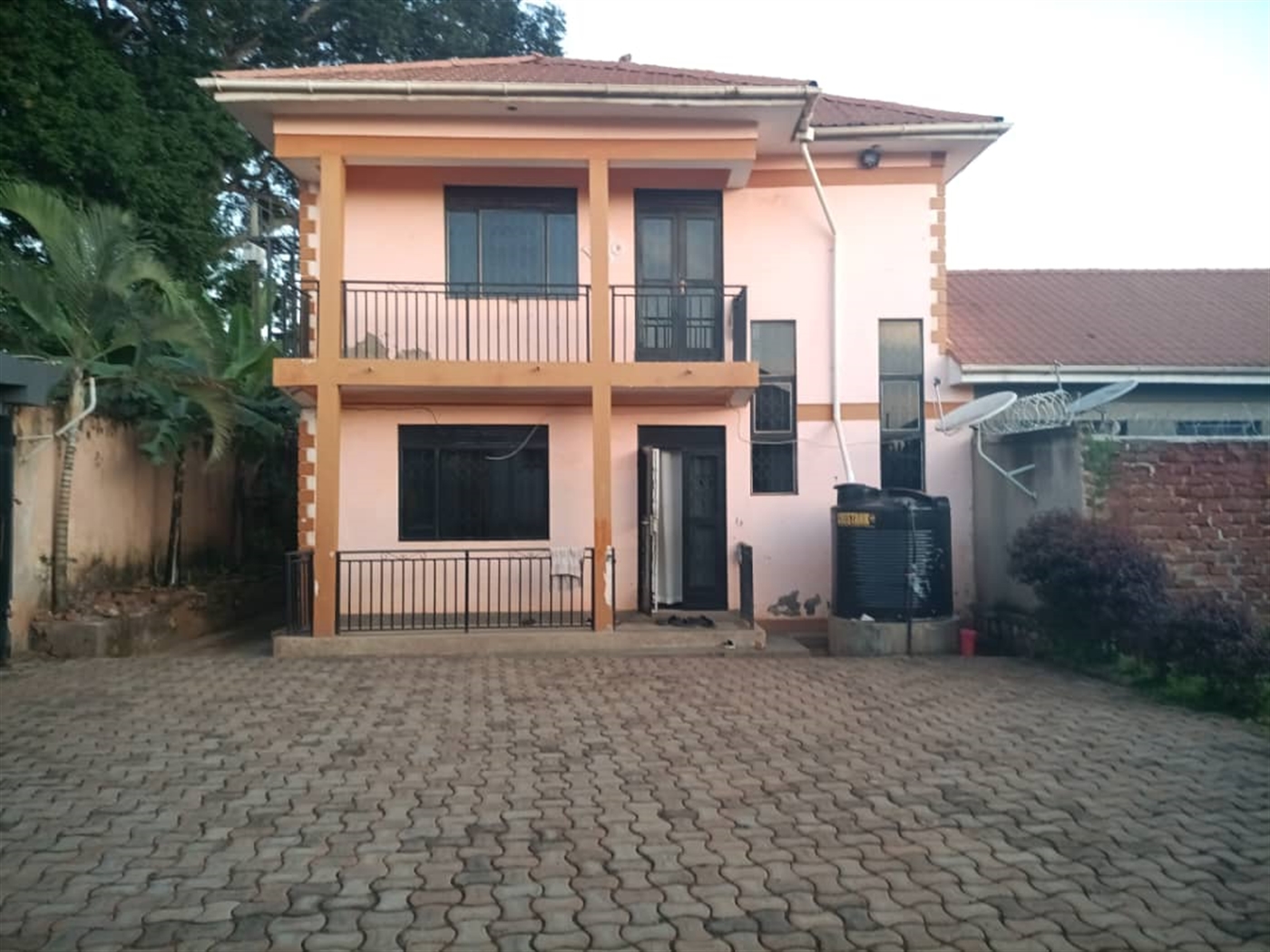 3 bedroom Storeyed house for sale in Bweya Wakiso Uganda