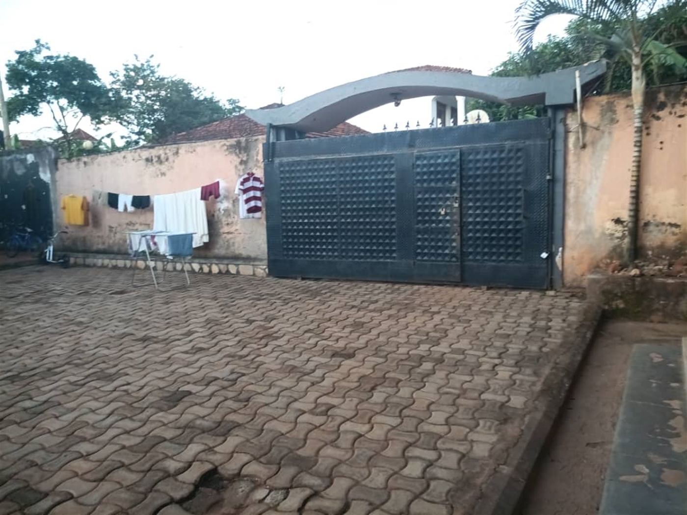 3 bedroom Storeyed house for sale in Bweya Wakiso Uganda