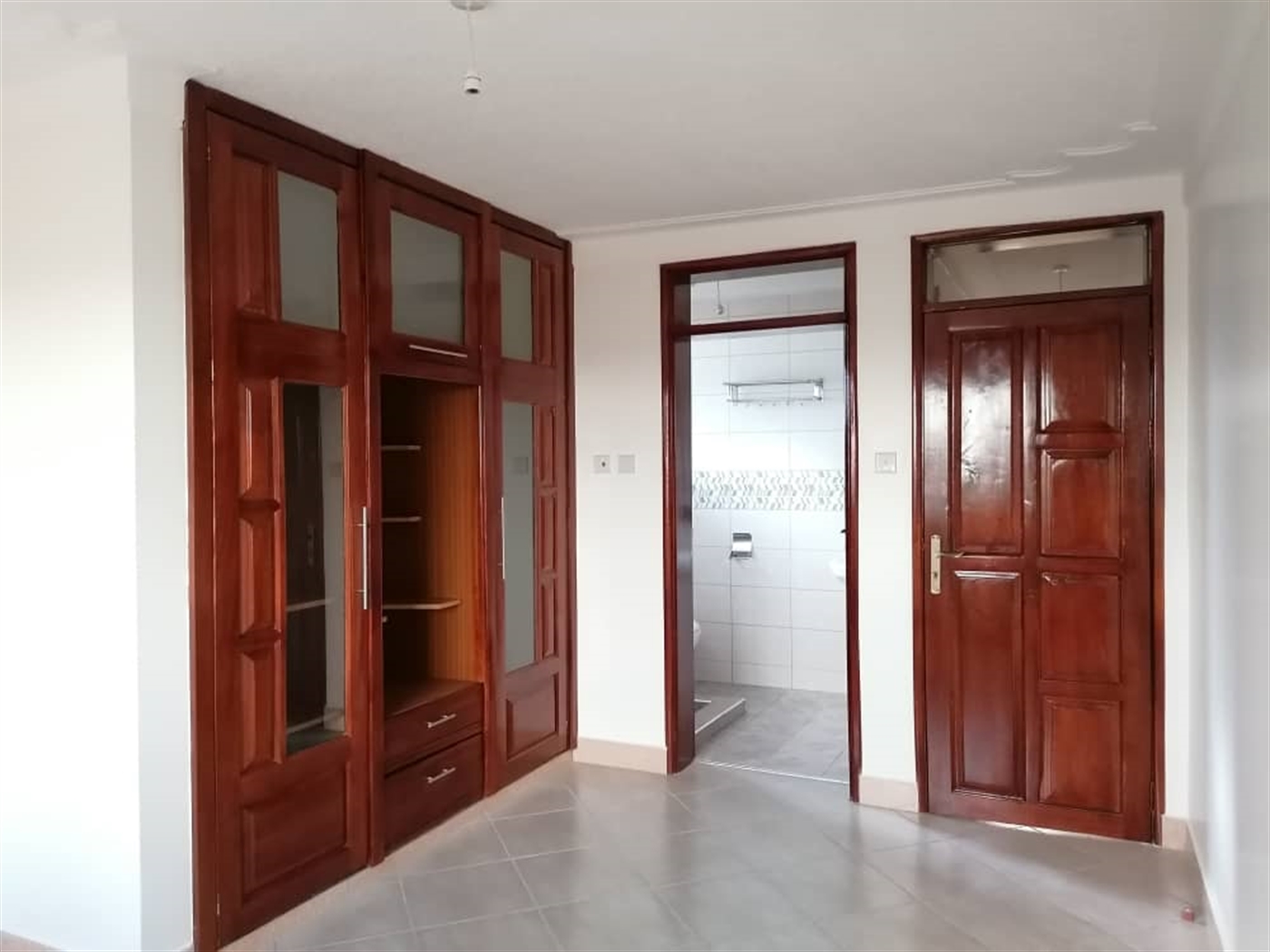 2 bedroom Apartment for rent in Nsawo Wakiso Uganda