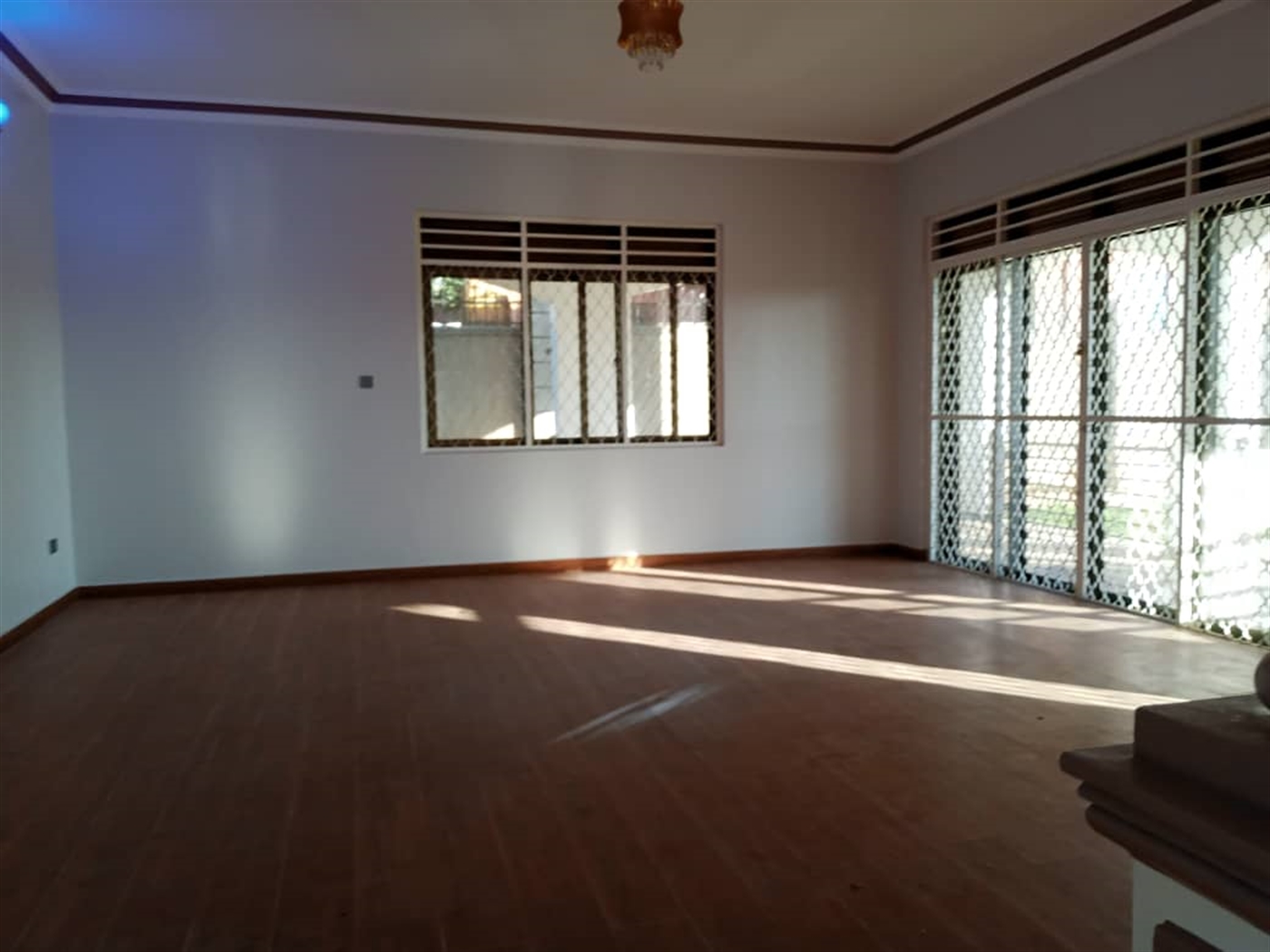 7 bedroom Storeyed house for sale in Gayaza Wakiso Uganda