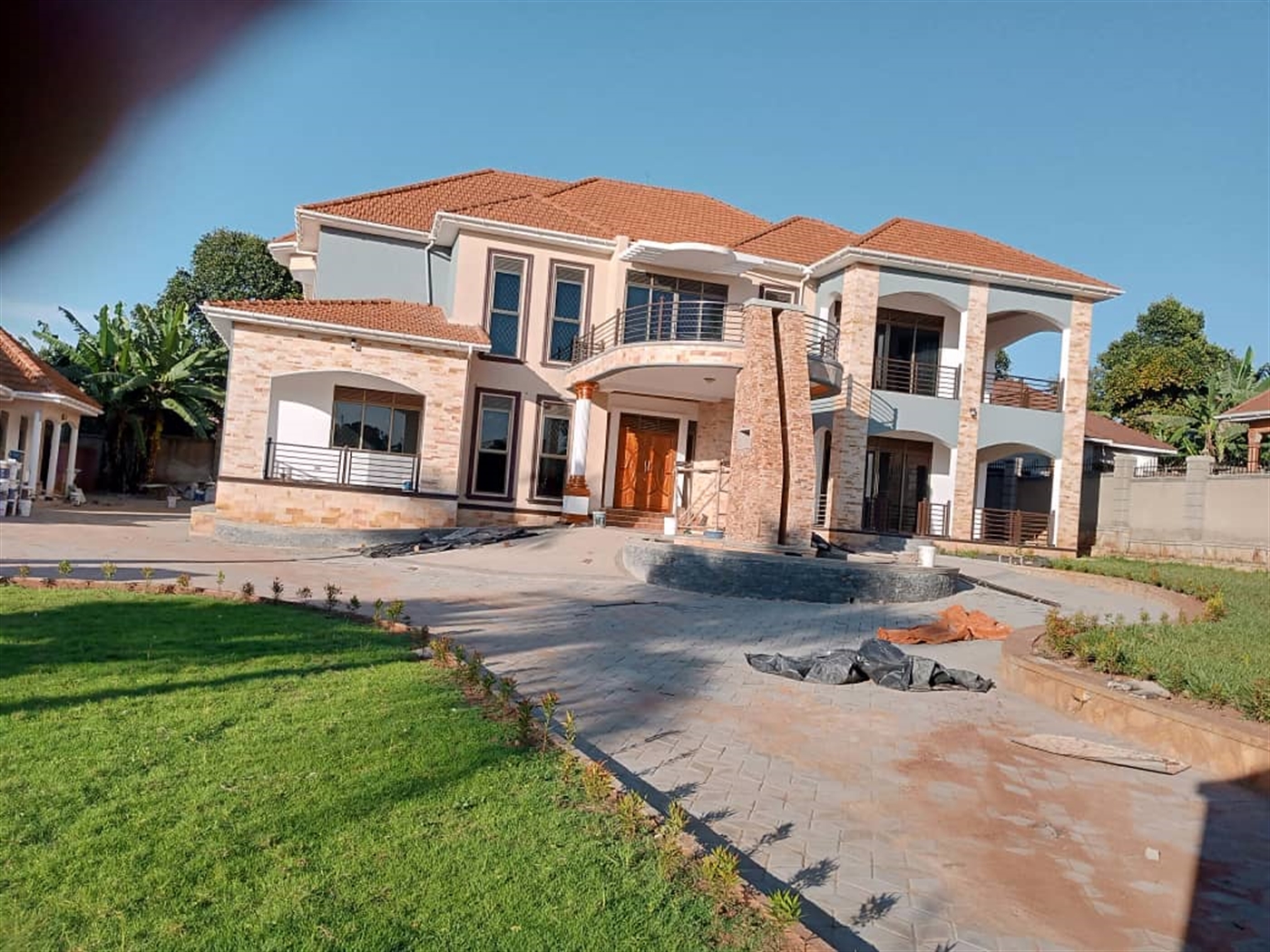 7 bedroom Storeyed house for sale in Gayaza Wakiso...