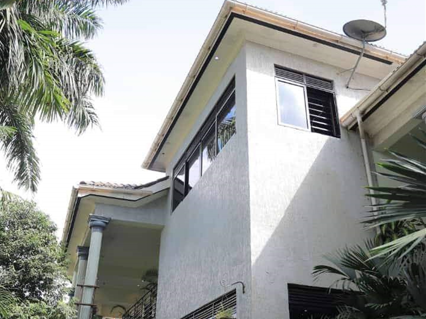 5 bedroom Storeyed house for sale in Kansanga Kampala Uganda