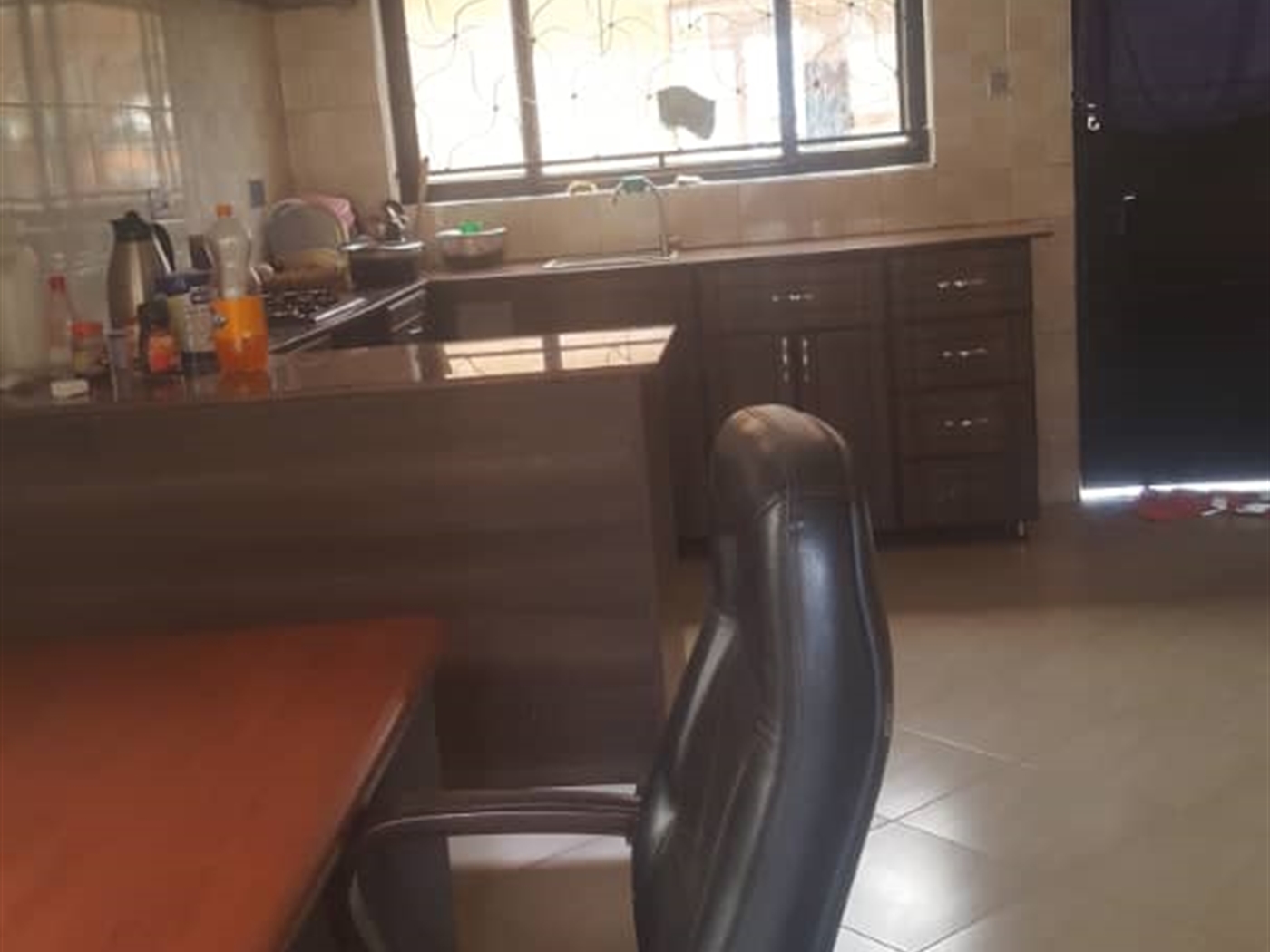 3 bedroom Storeyed house for sale in Kitovu Wakiso Uganda