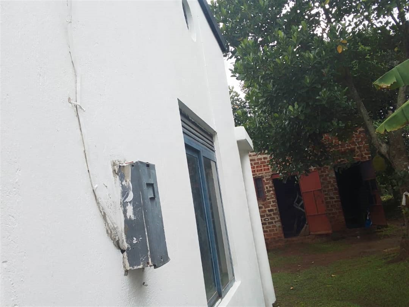 4 bedroom Storeyed house for sale in Kakiri Wakiso Uganda