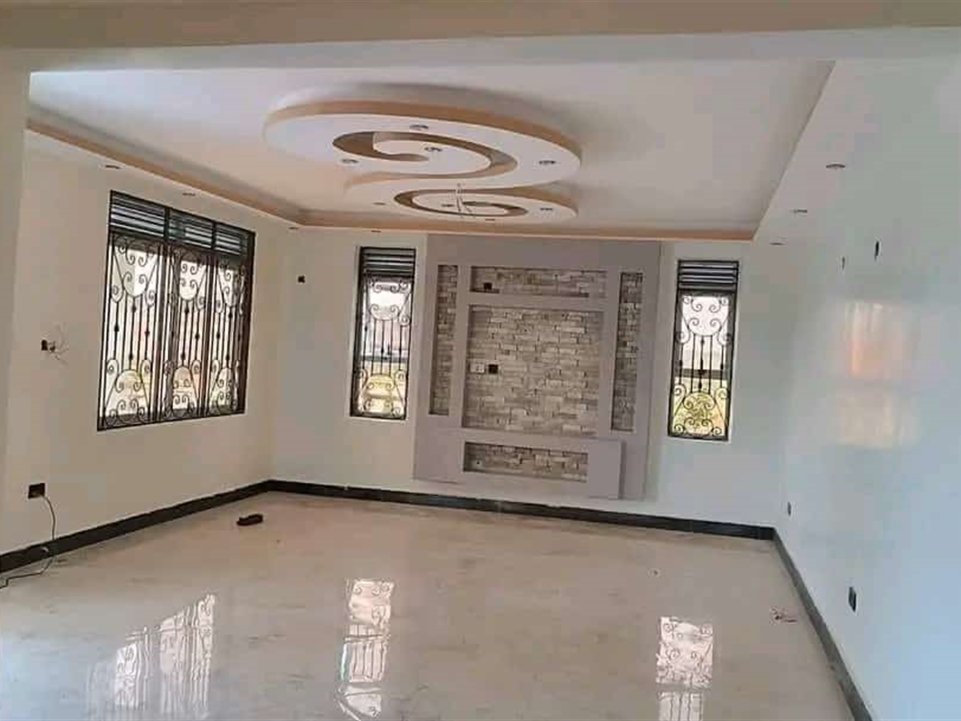 4 bedroom Storeyed house for sale in Kakiri Wakiso Uganda