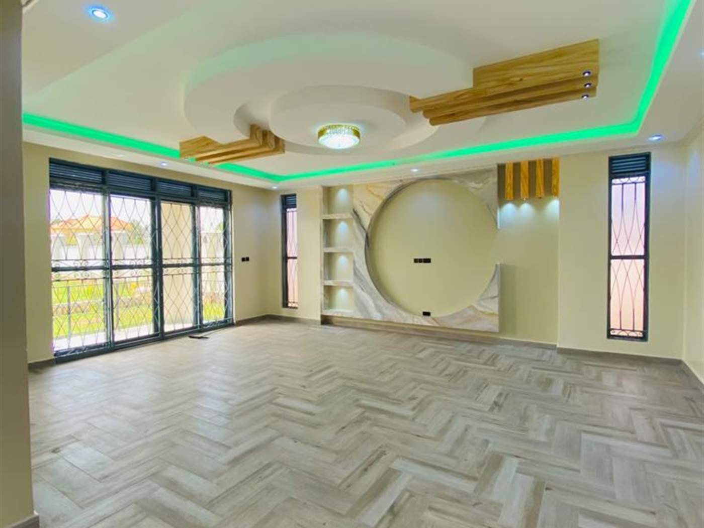 7 bedroom Storeyed house for sale in Bwebajja Wakiso Uganda