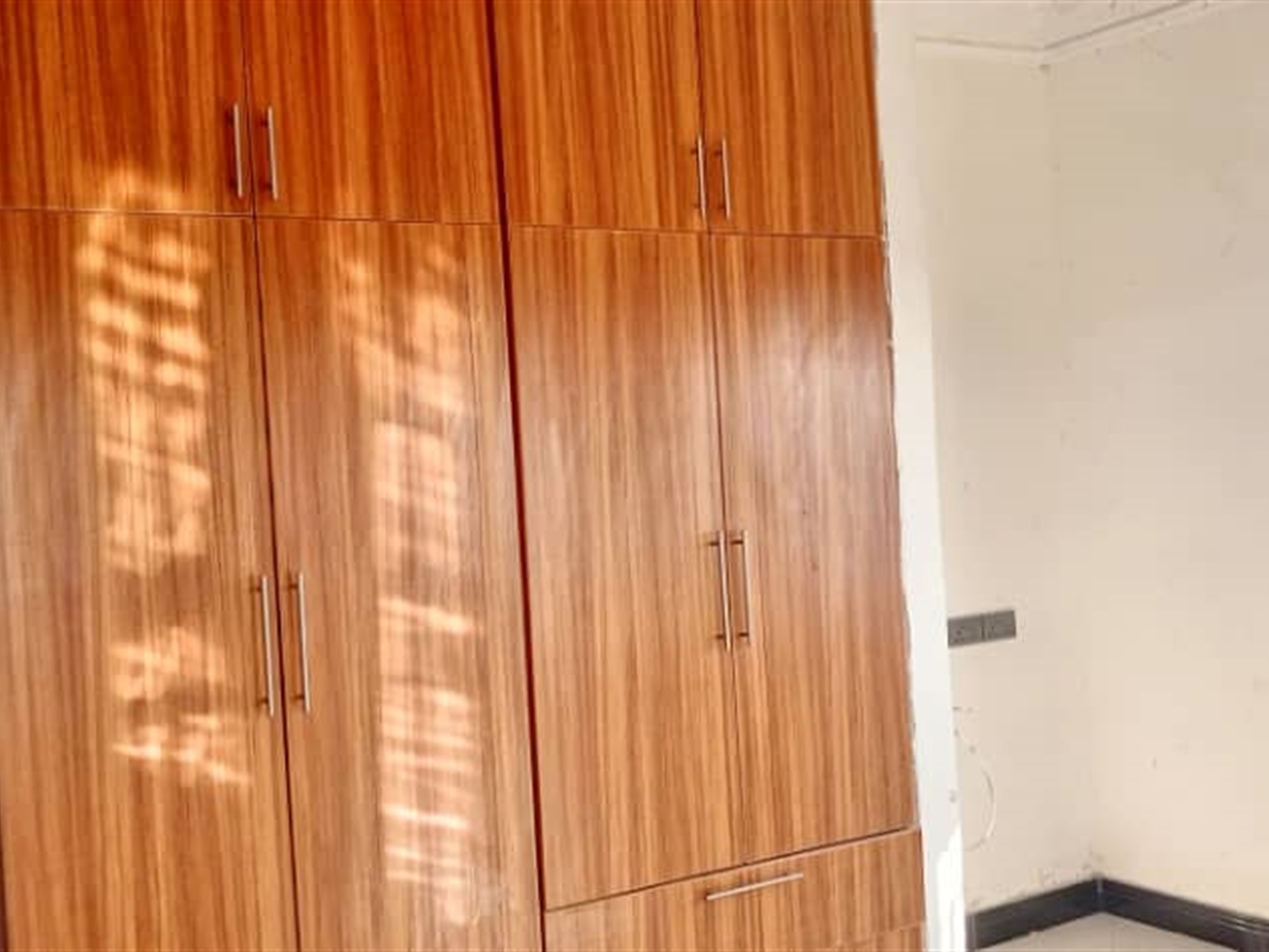 6 bedroom Storeyed house for sale in Bwebajja Wakiso Uganda