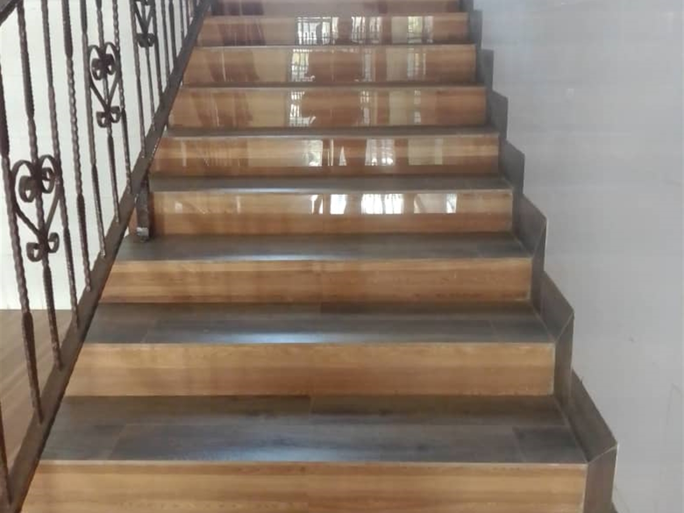 5 bedroom Storeyed house for sale in Kitala Wakiso Uganda