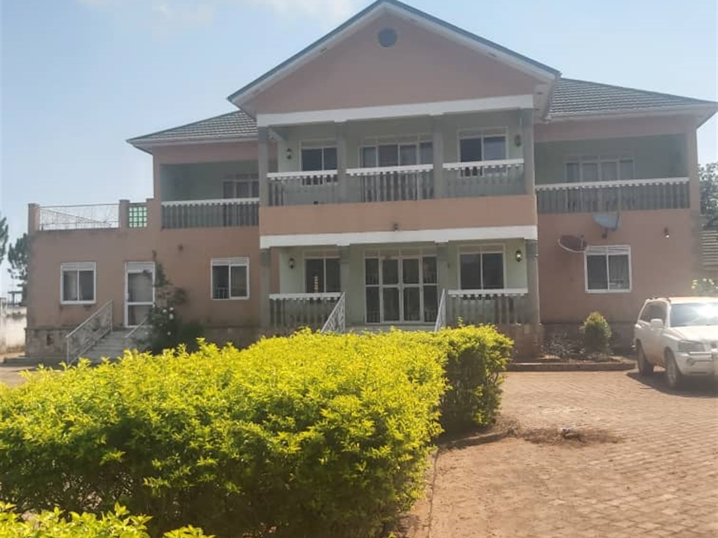 6 bedroom Storeyed house for sale in Mutungo Kampa...