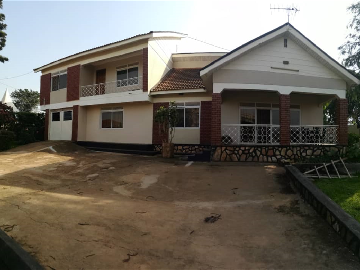 5 bedroom Storeyed house for sale in Kitintare Kam...