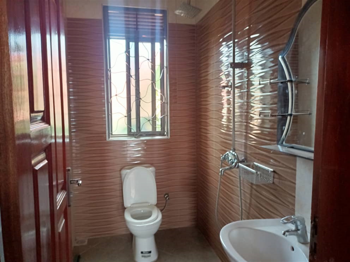 4 bedroom Storeyed house for sale in Manyangwa Wakiso Uganda