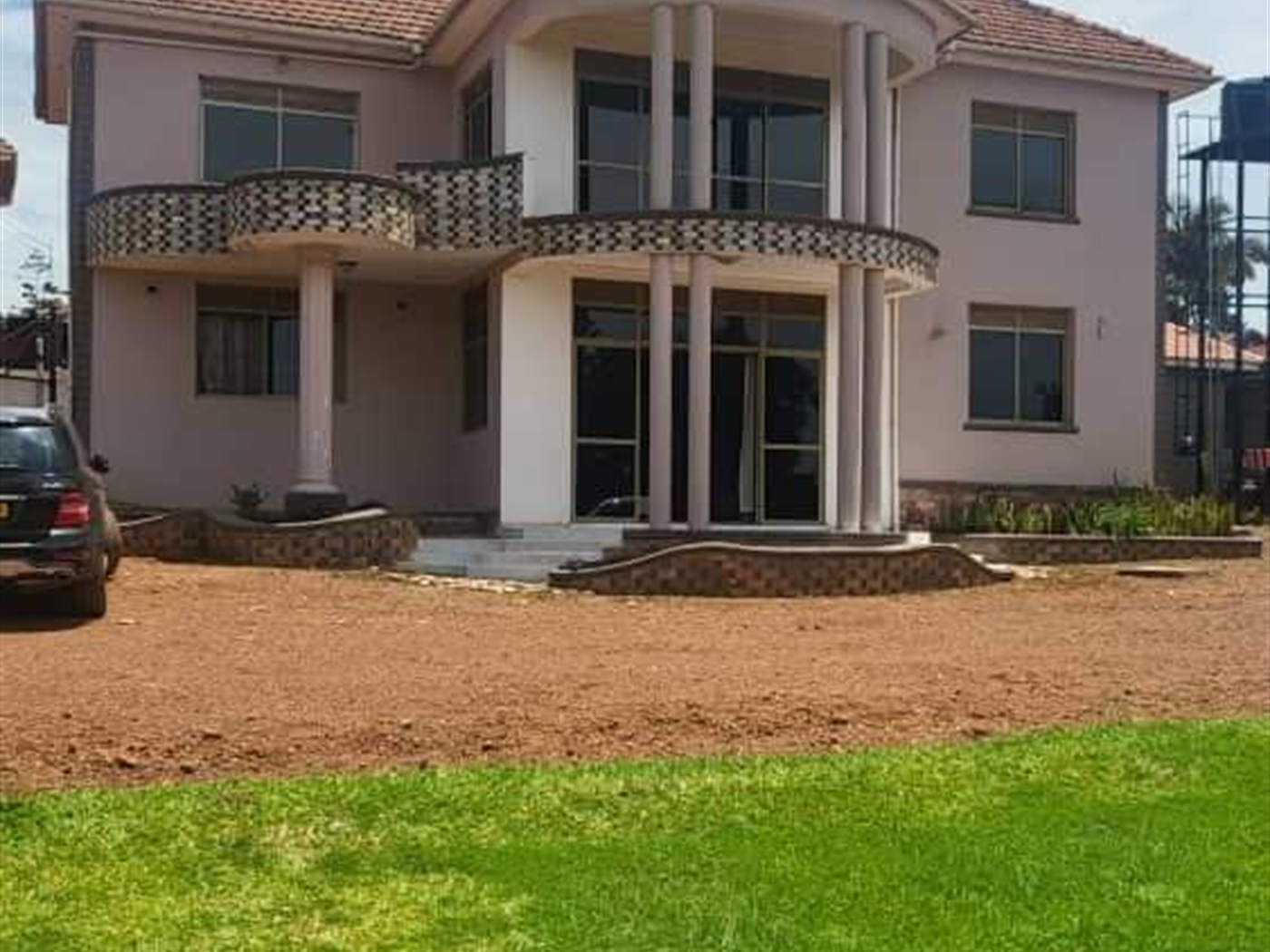 5 bedroom Storeyed house for sale in Lubaga Kampal...