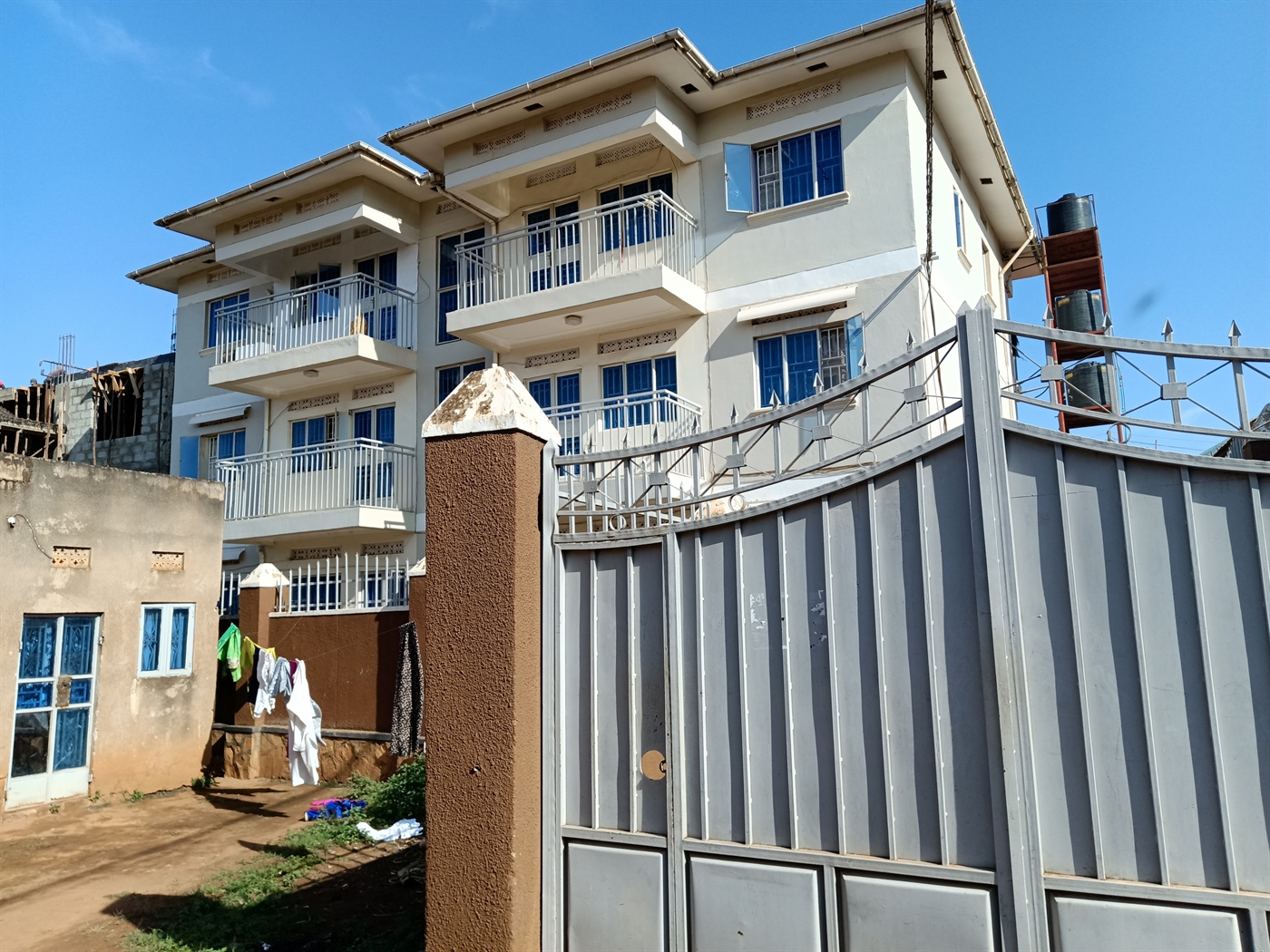 3 bedroom Apartment block for sale in Kiwaatule Ka...