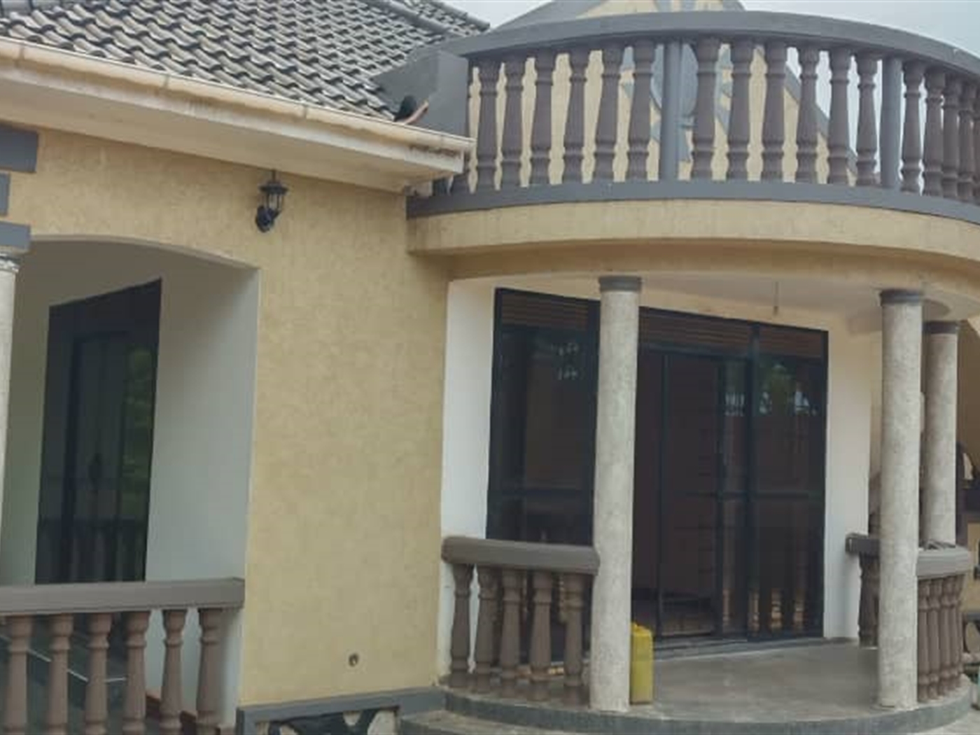 5 bedroom Storeyed house for sale in Sonde Wakiso Uganda