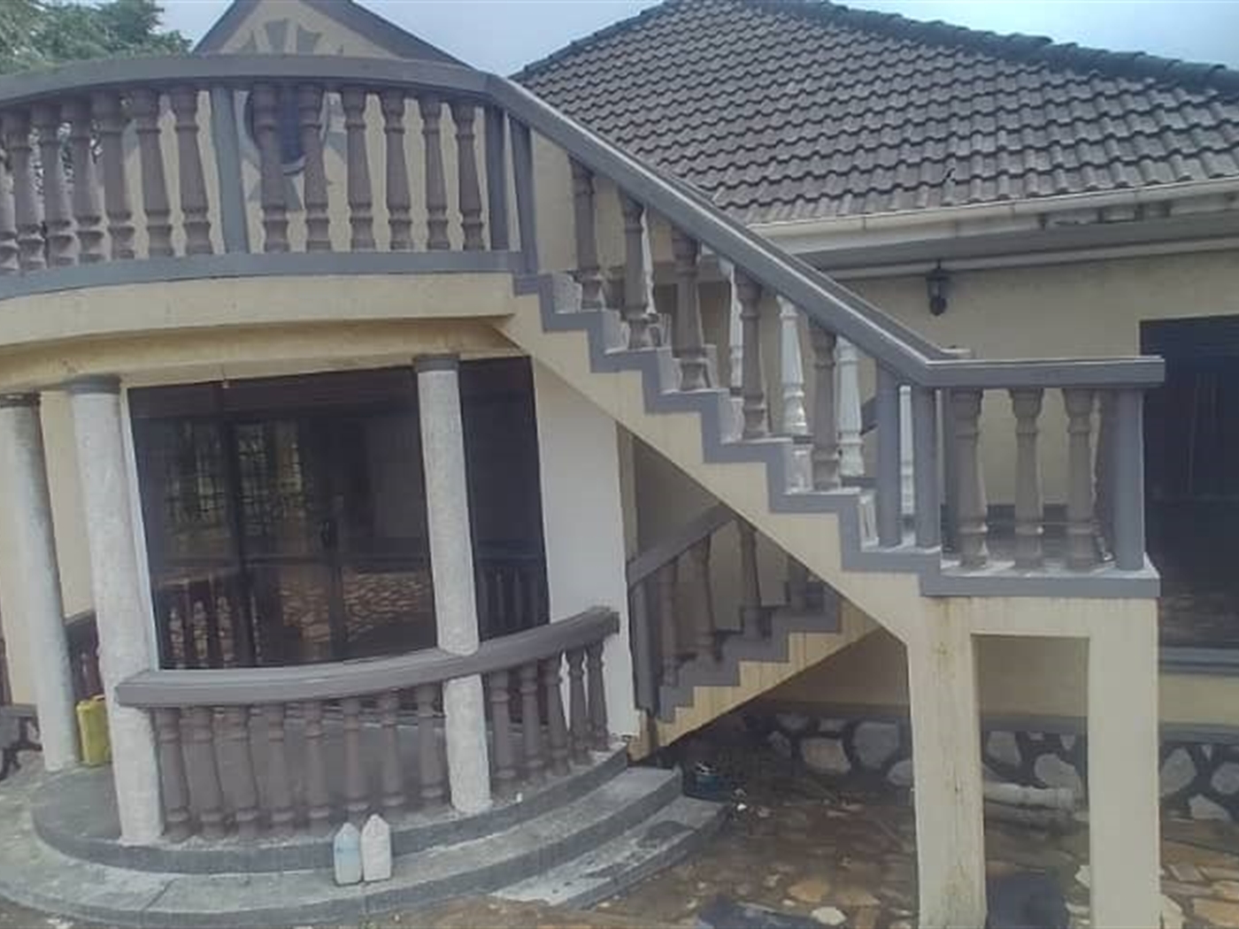 5 bedroom Storeyed house for sale in Sonde Wakiso ...