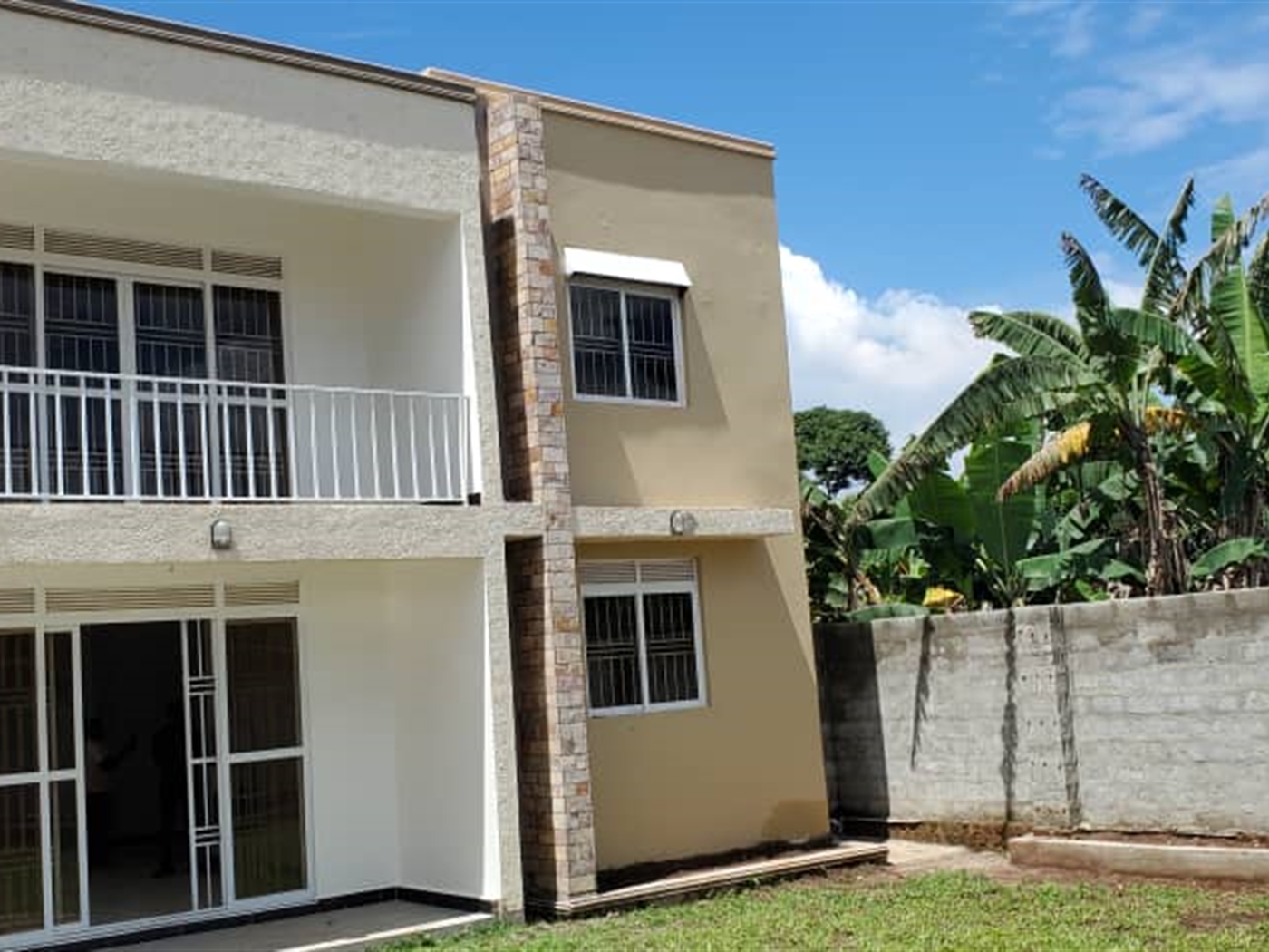 4 bedroom Storeyed house for sale in Namulanda Wakiso Uganda