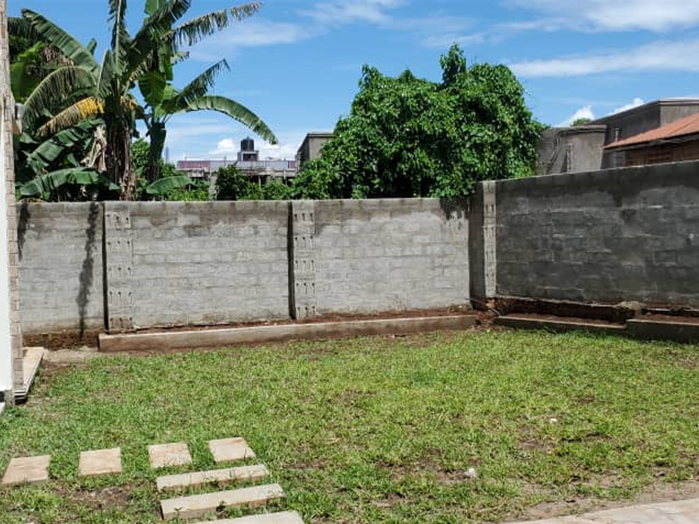 4 bedroom Storeyed house for sale in Namulanda Wakiso Uganda