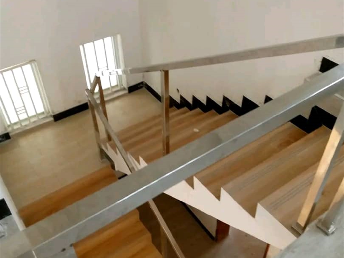 5 bedroom Storeyed house for sale in Namugongo Wakiso Uganda