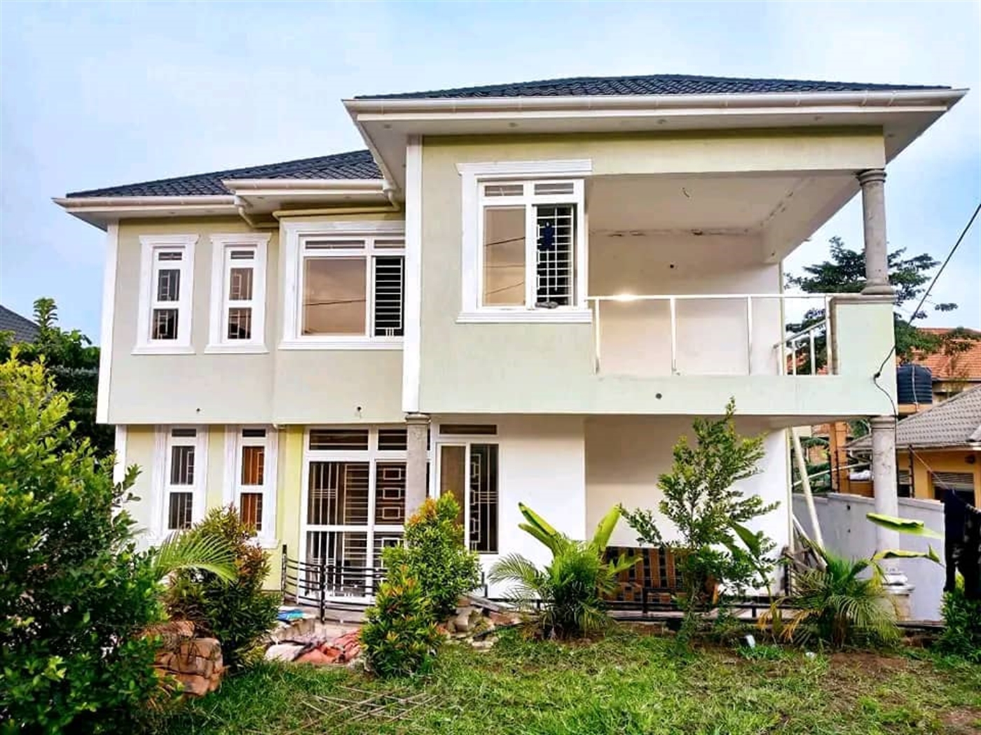 5 bedroom Storeyed house for sale in Namugongo Wak...
