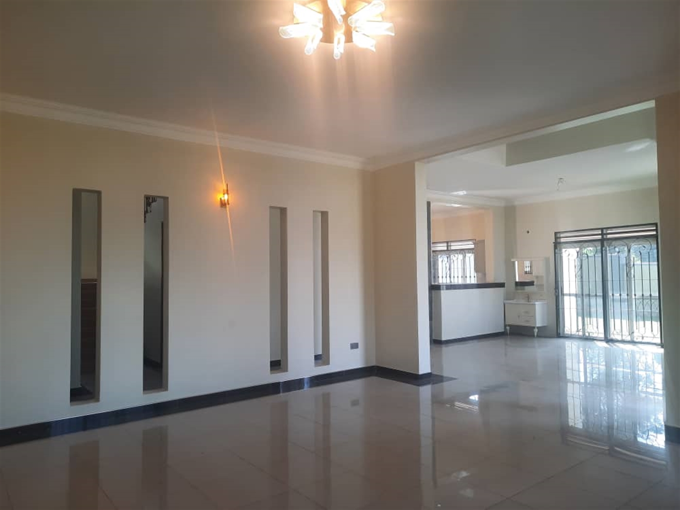 6 bedroom Storeyed house for sale in Kitende Wakiso Uganda
