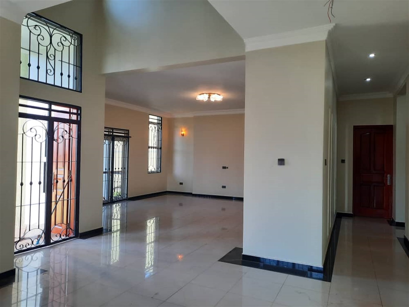 6 bedroom Storeyed house for sale in Kitende Wakiso Uganda