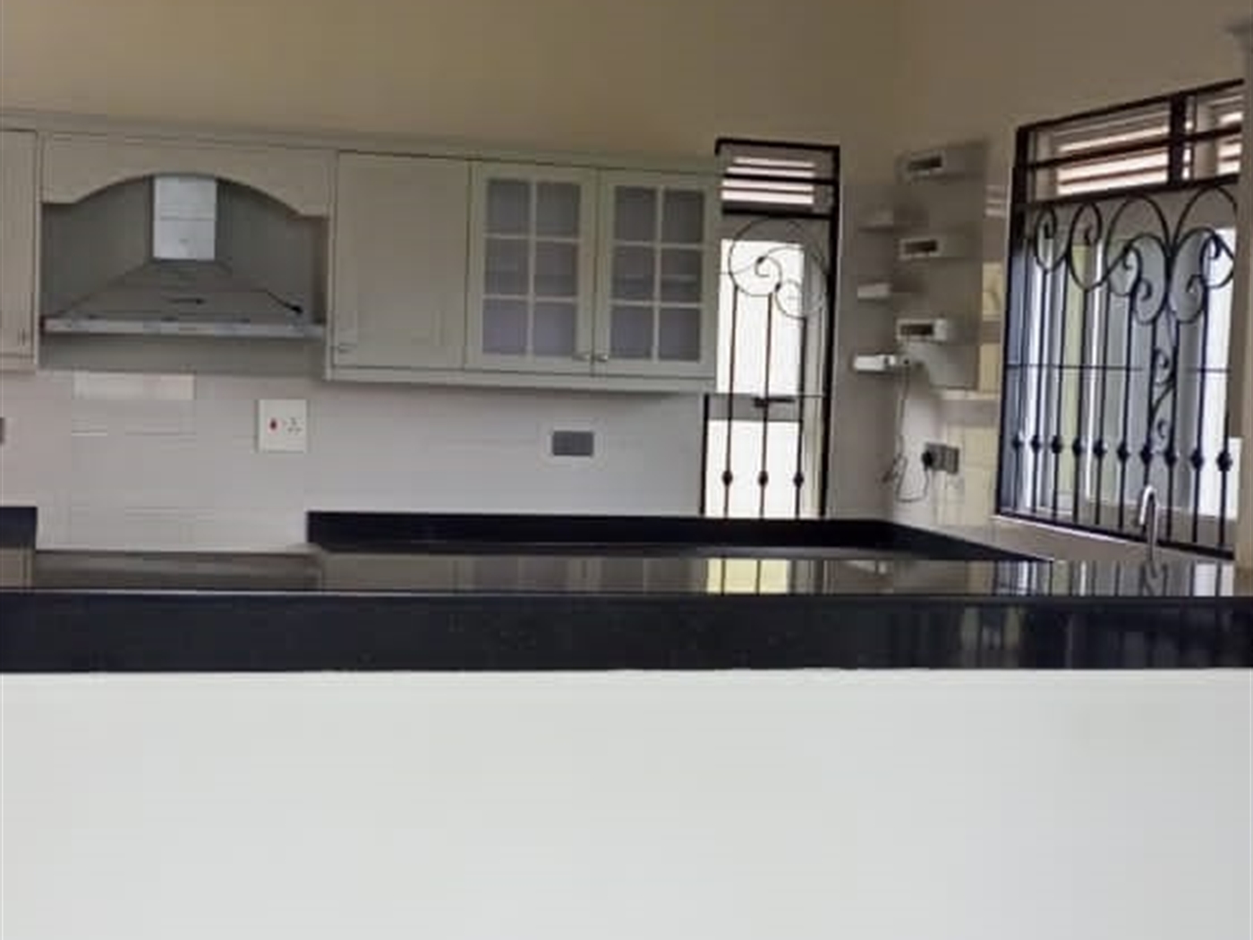 5 bedroom Storeyed house for sale in Kitende Wakiso Uganda