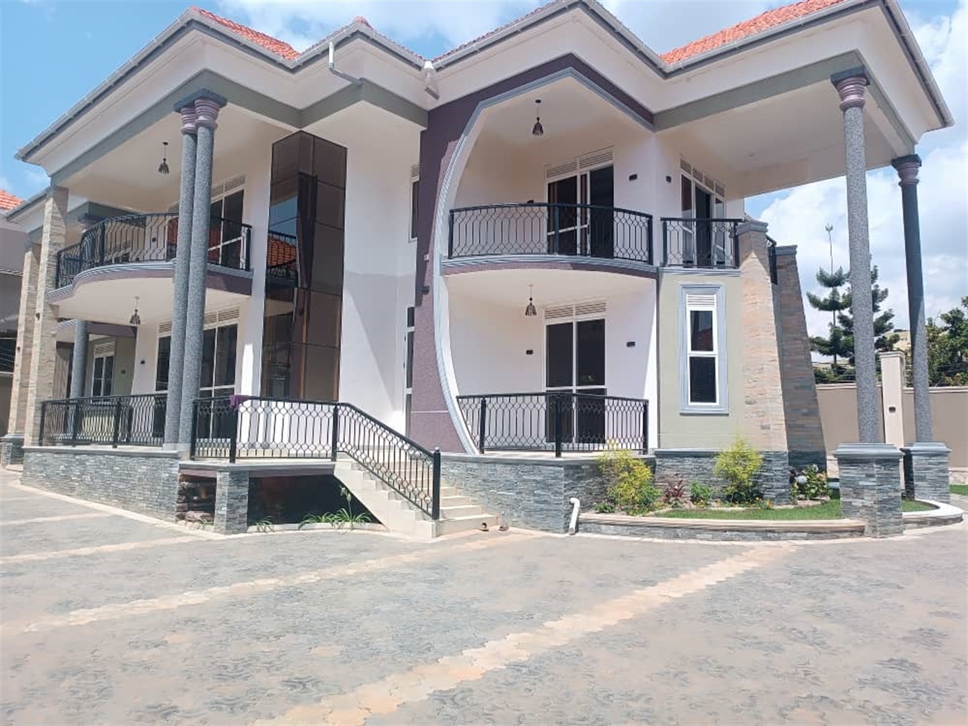 6 bedroom Storeyed house for sale in Najjera Wakiso Uganda