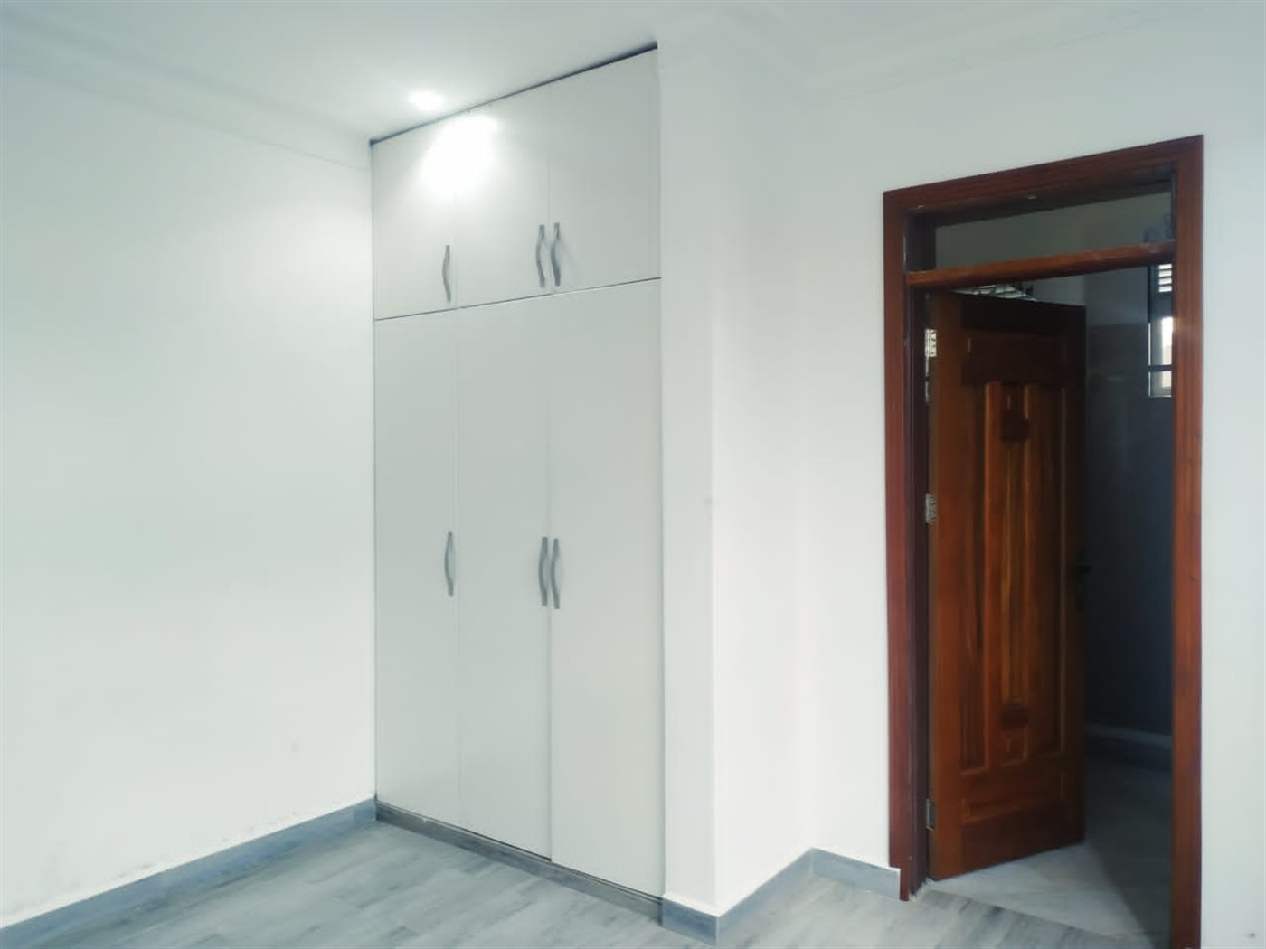 6 bedroom Storeyed house for sale in Najjera Wakiso Uganda