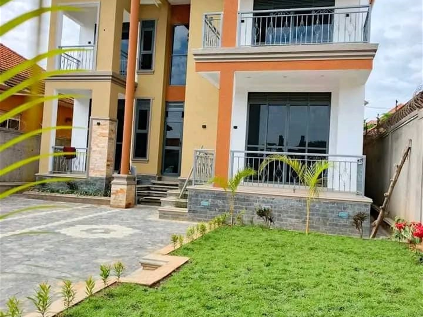 5 bedroom Storeyed house for sale in Najjera Wakis...