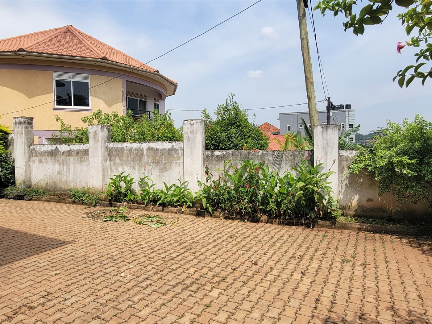 3 bedroom Storeyed house for sale in Najjera Wakiso Uganda