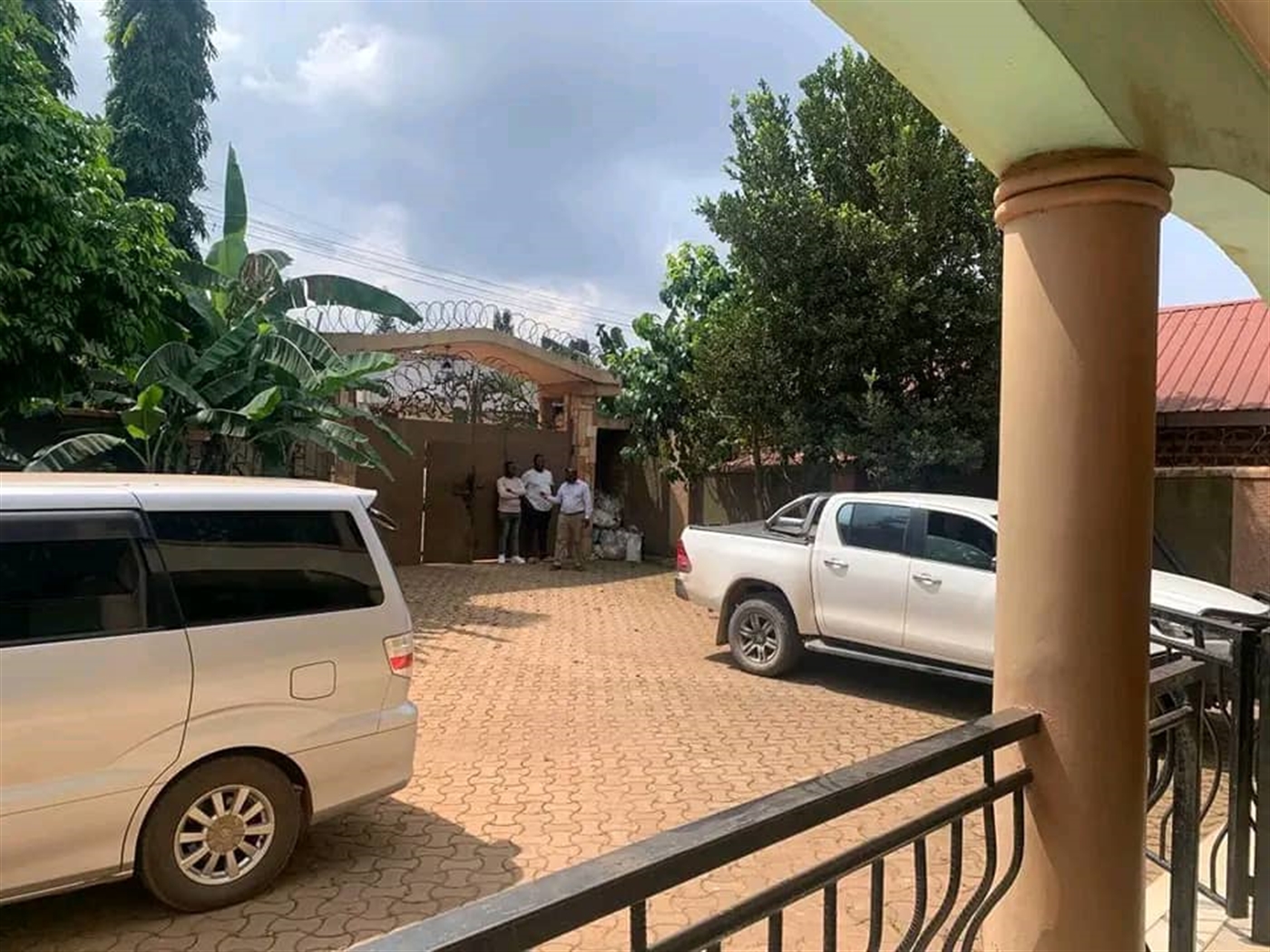 4 bedroom Storeyed house for sale in Kiwaatule Wakiso Uganda