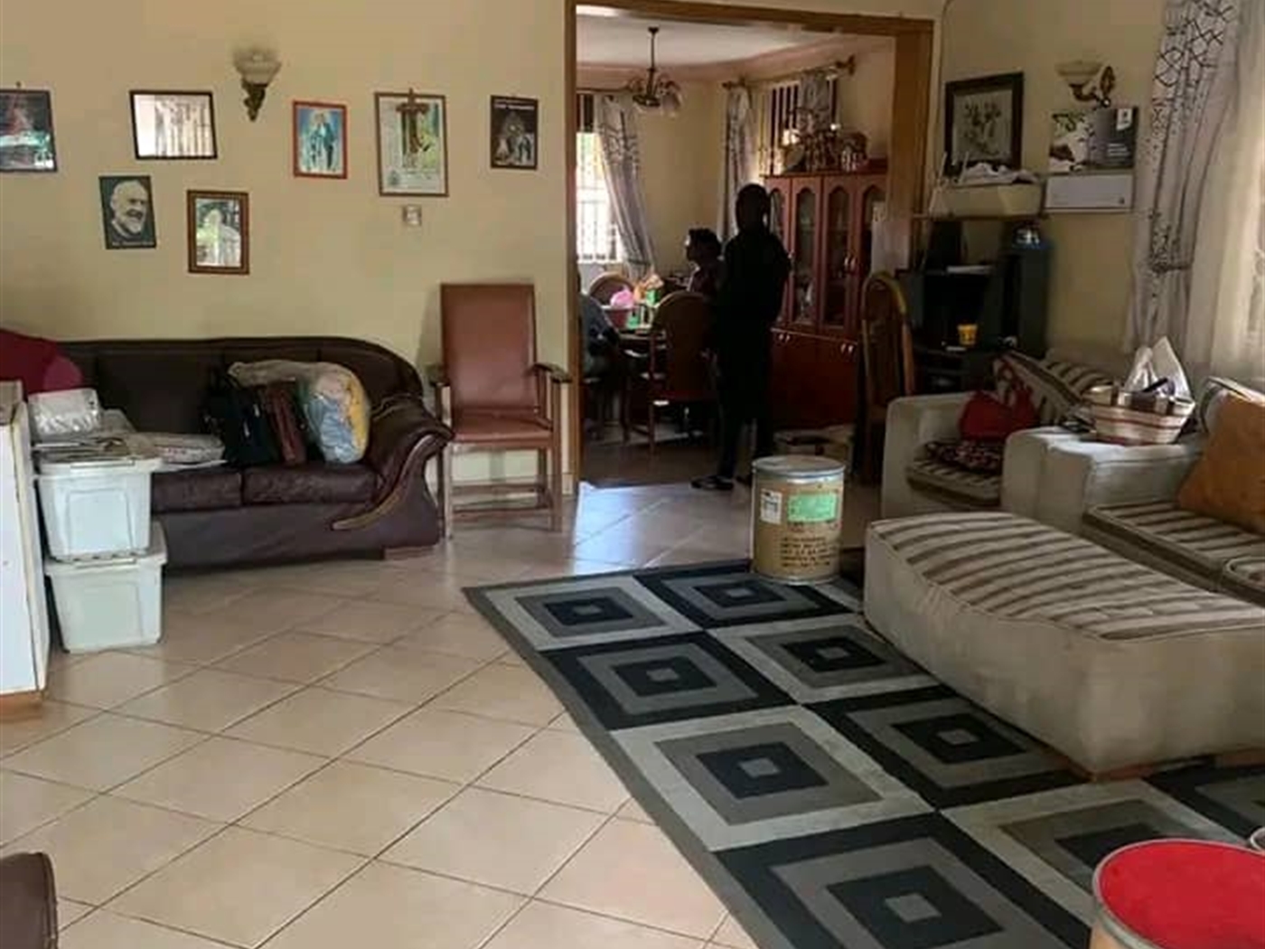 4 bedroom Storeyed house for sale in Kiwaatule Wakiso Uganda