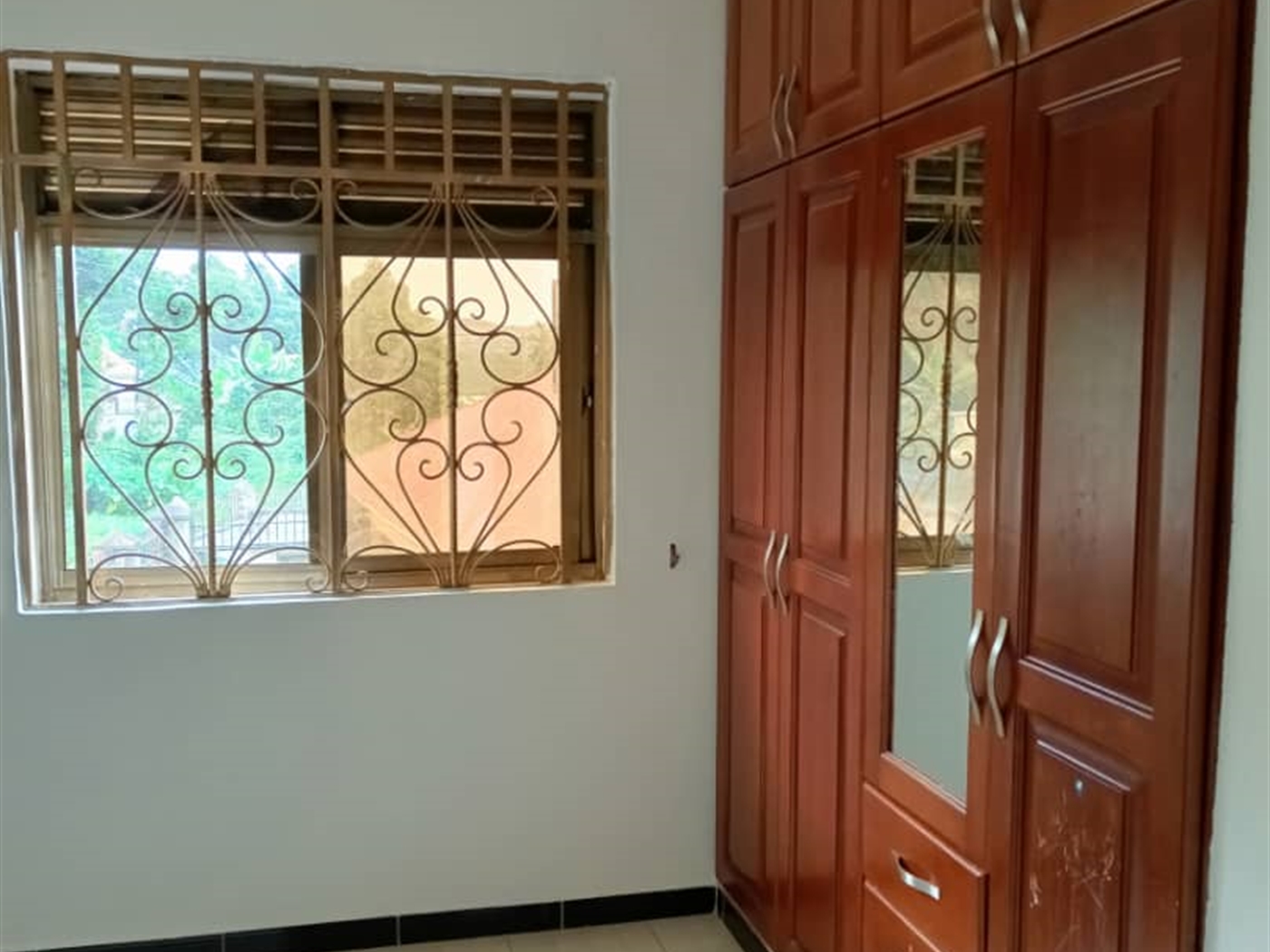 4 bedroom Storeyed house for sale in Seguku Wakiso Uganda