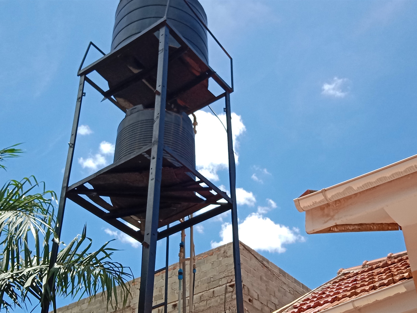 4 bedroom Storeyed house for rent in Ntinda Kampala Uganda