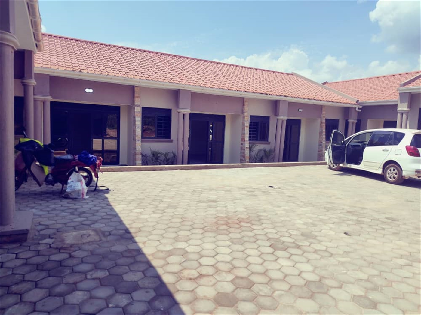 1 bedroom Rental units for sale in Kasangati Wakis...